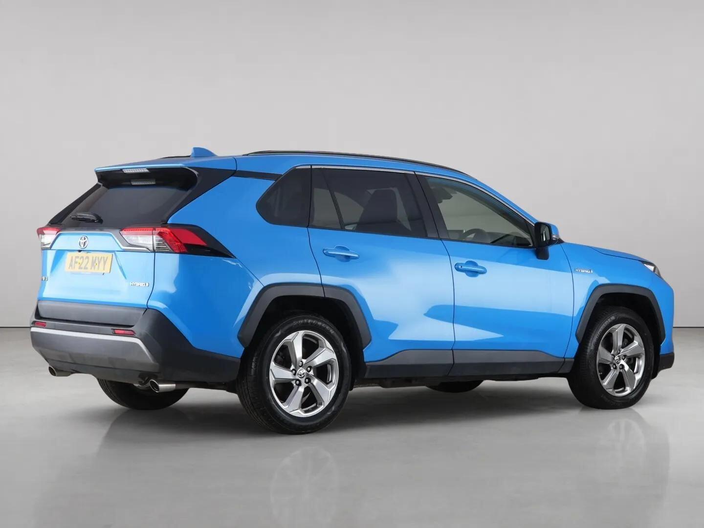 Toyota Rav4 view 8