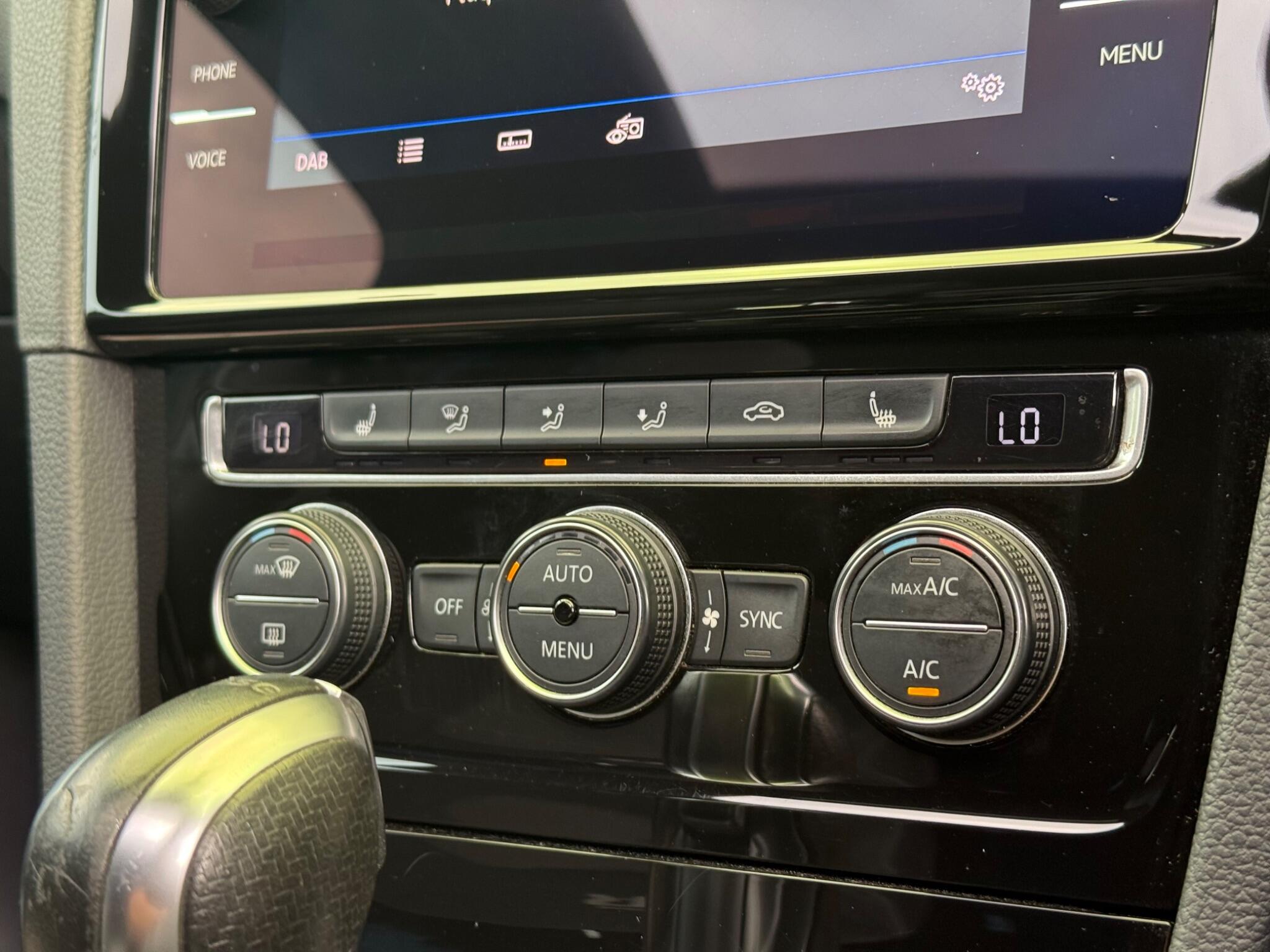 Volkswagen Golf view 15