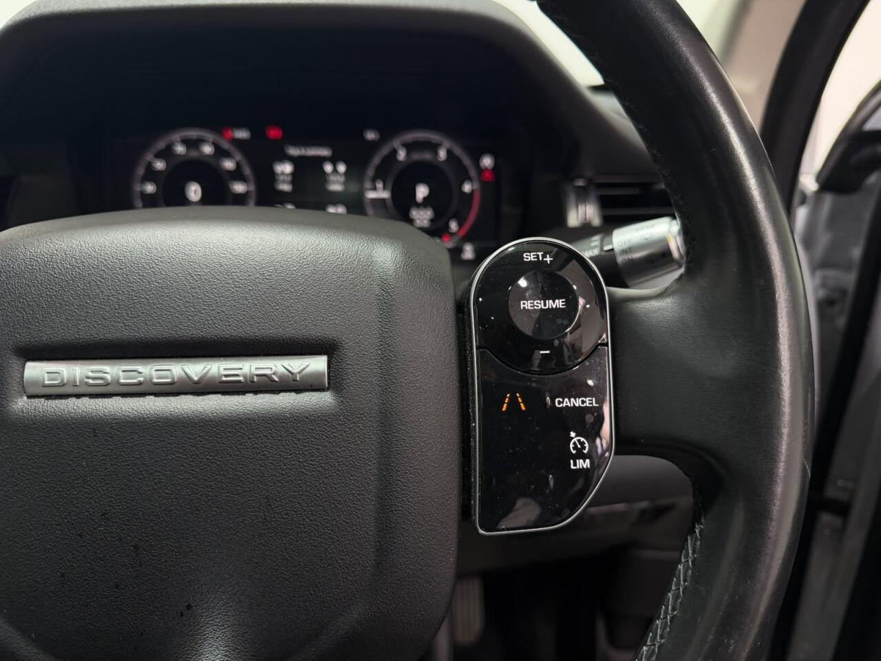 Land Rover Discovery Sport view 19