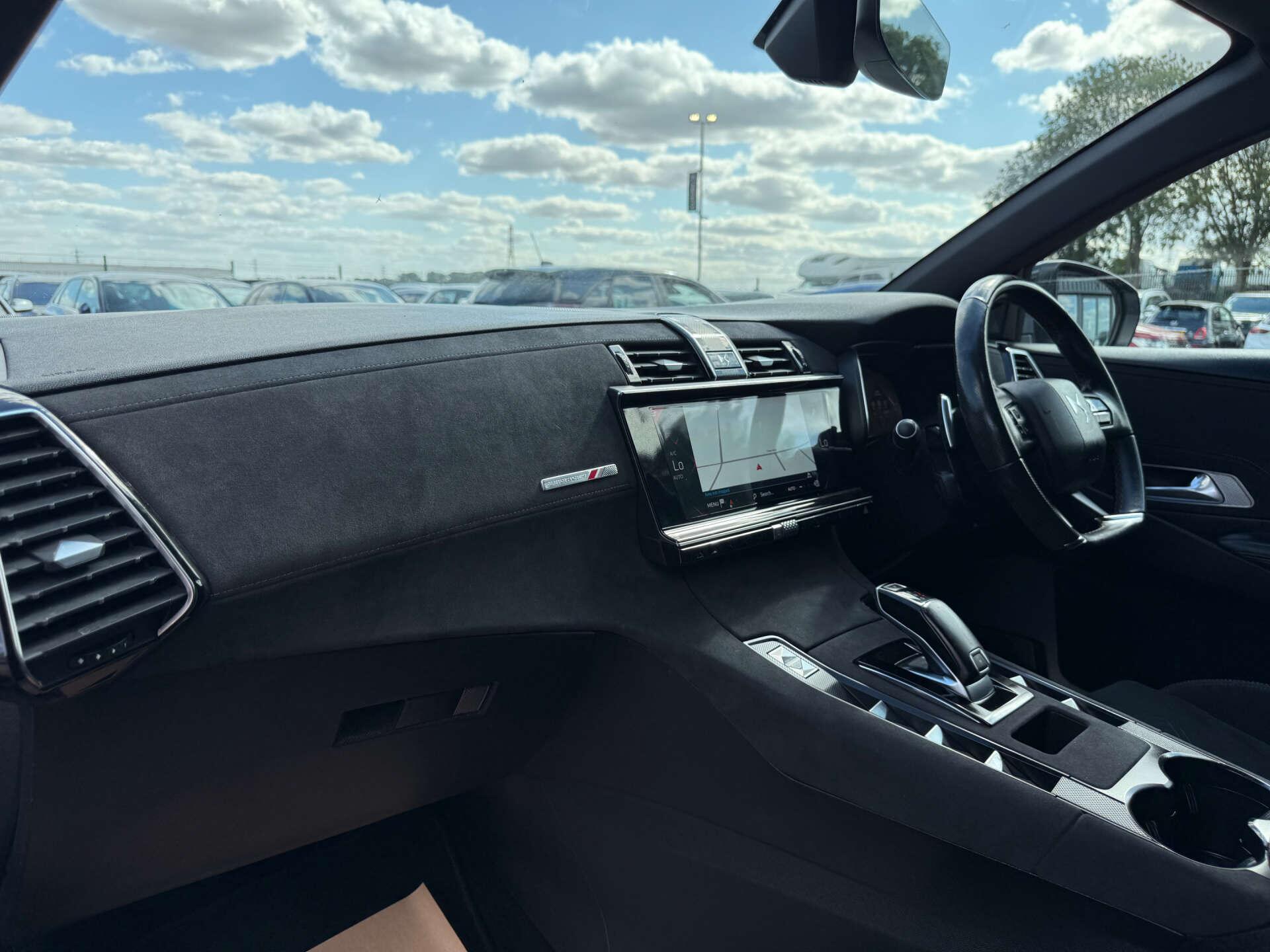 DS Automobiles DS 7 Crossback view 72
