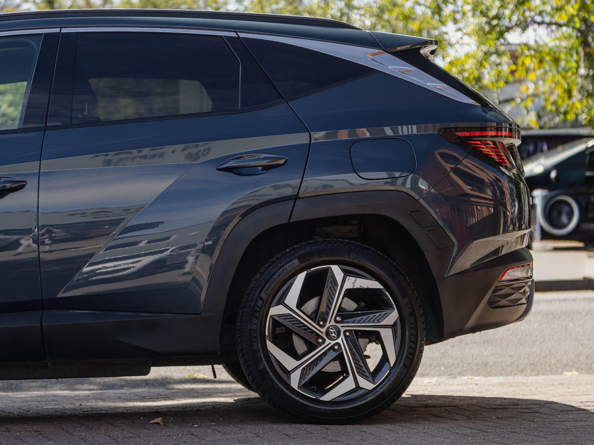 Hyundai Tucson view 24