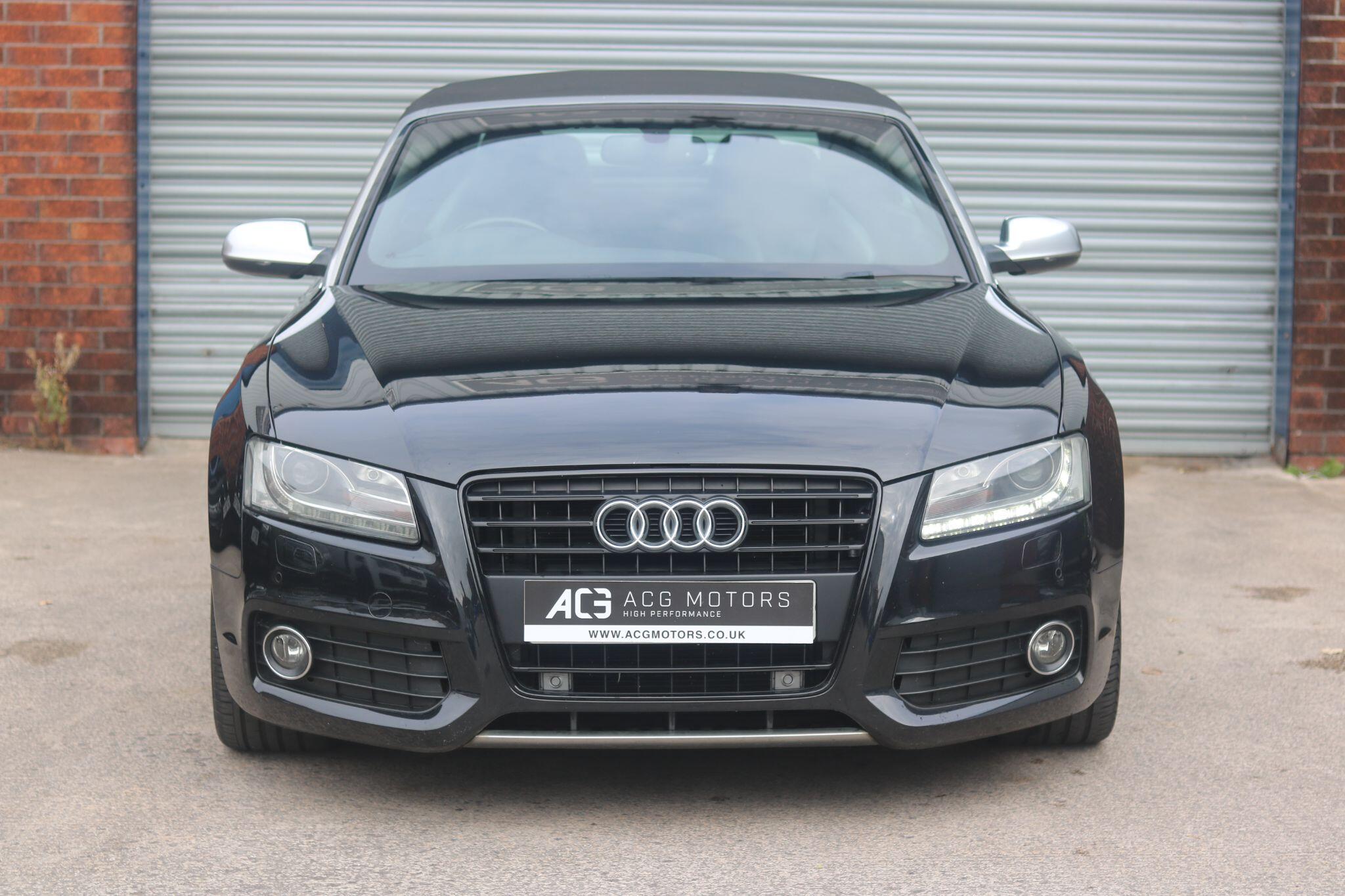 Audi S5 view 3