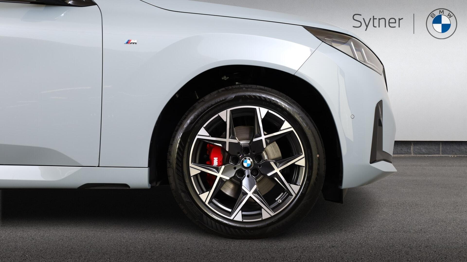 BMW X3 view 14