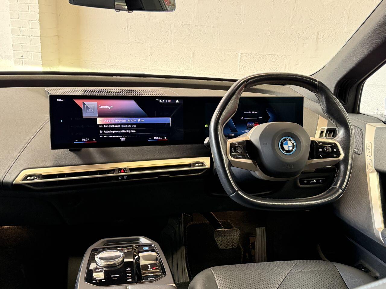 BMW Ix view 30