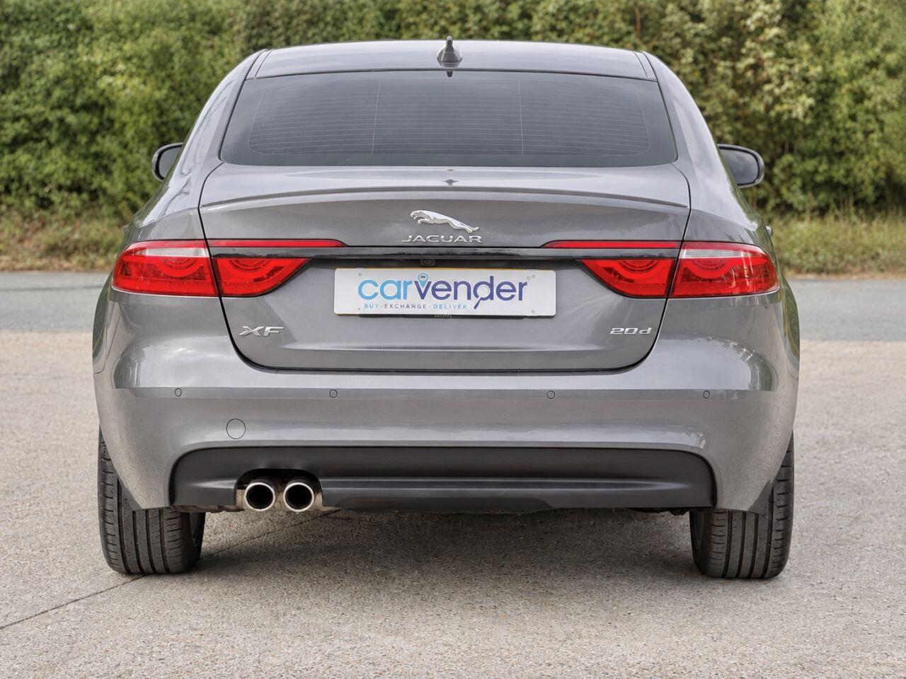Jaguar XF view 7