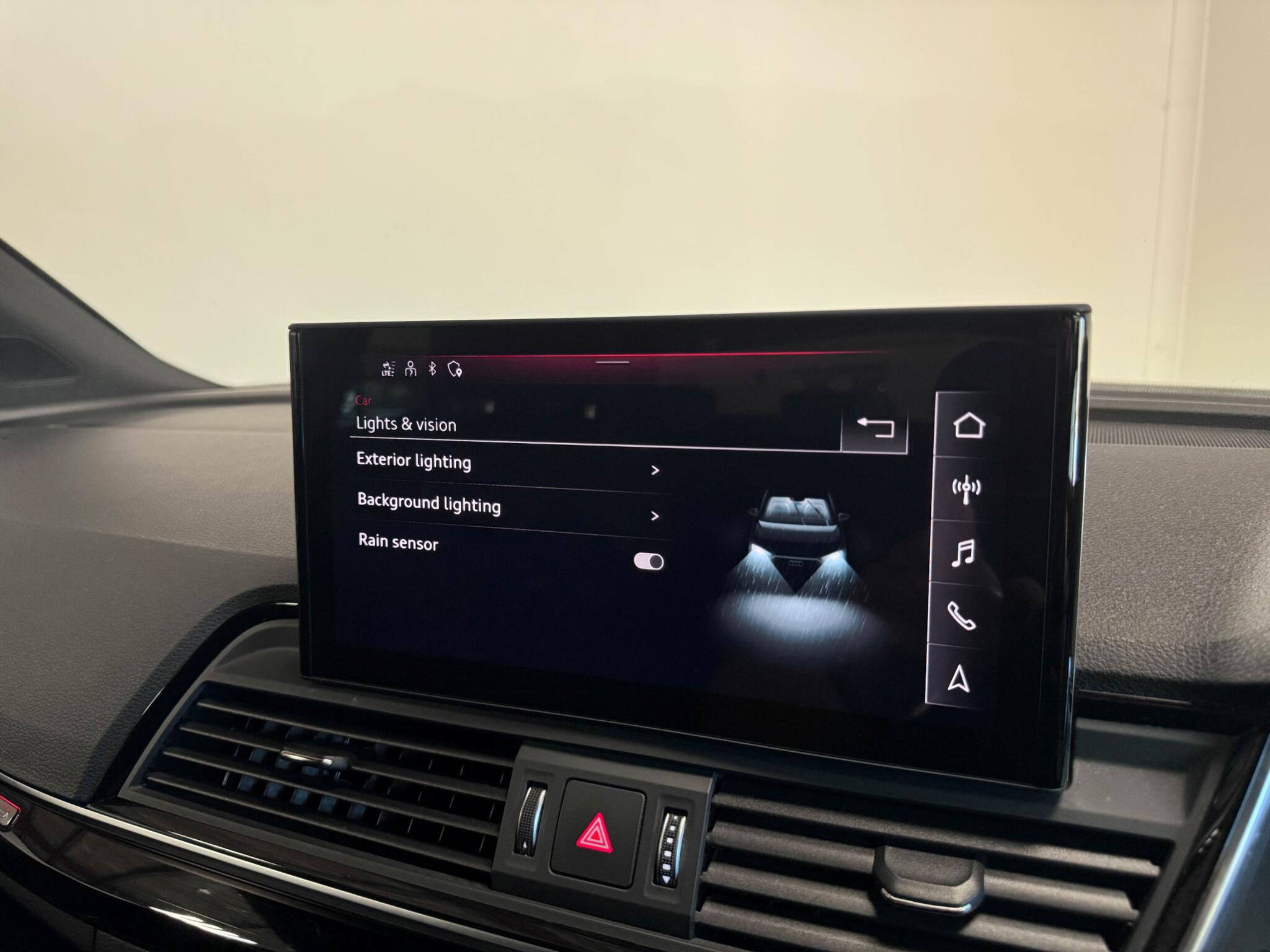Audi Q5 view 50