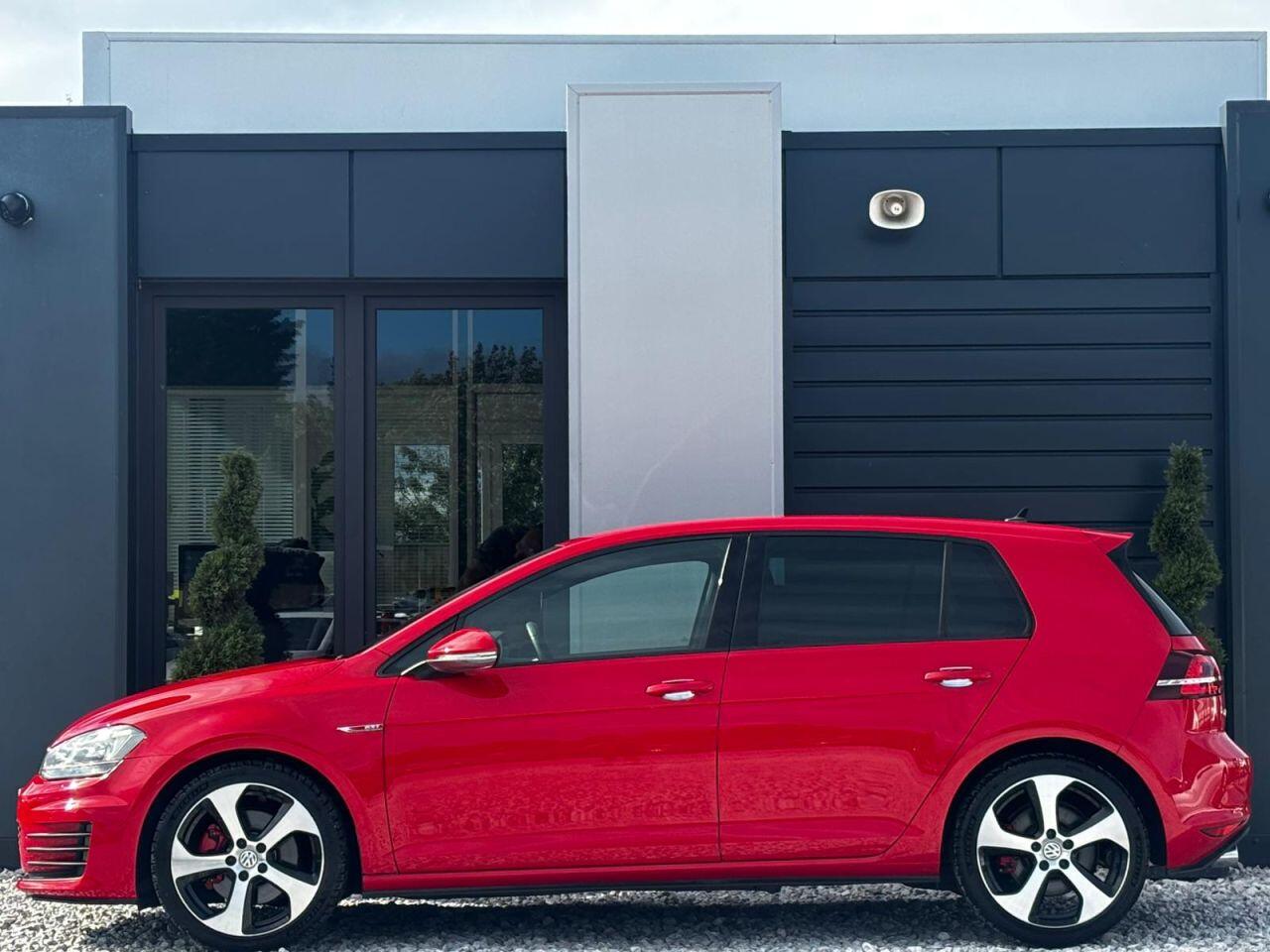 Volkswagen Golf view 7