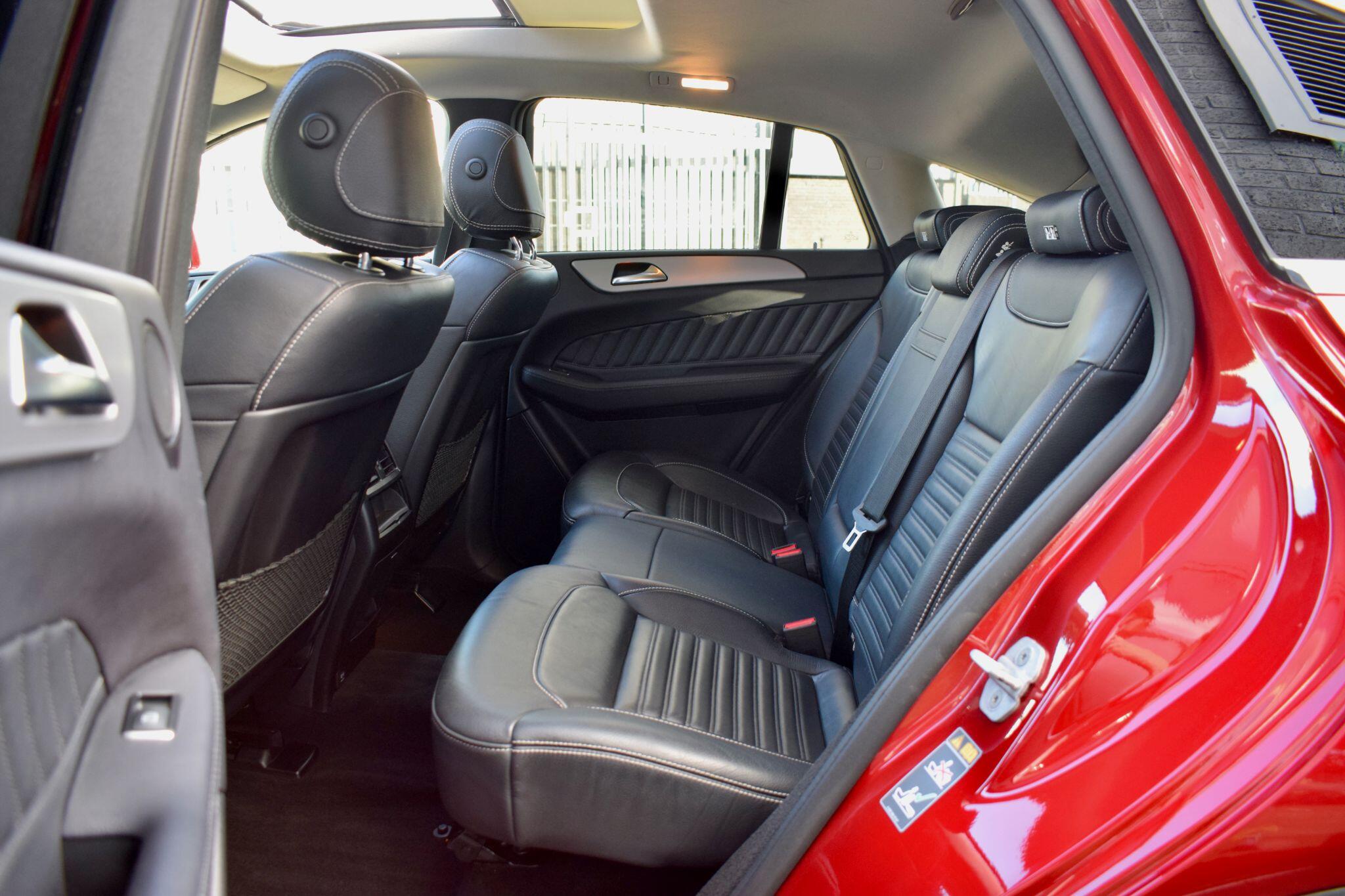 Mercedes-Benz GLE view 26