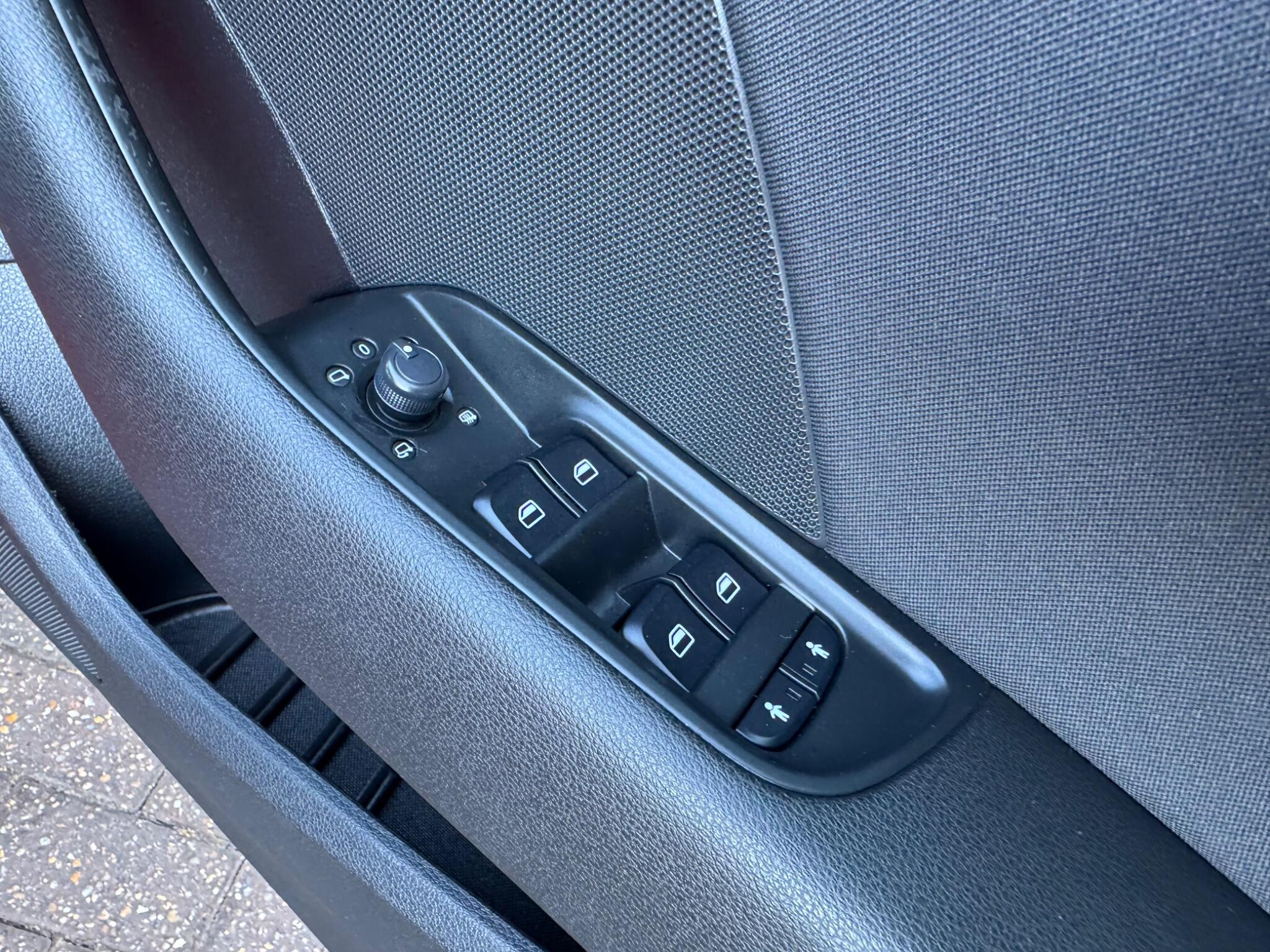 Audi A3 view 11