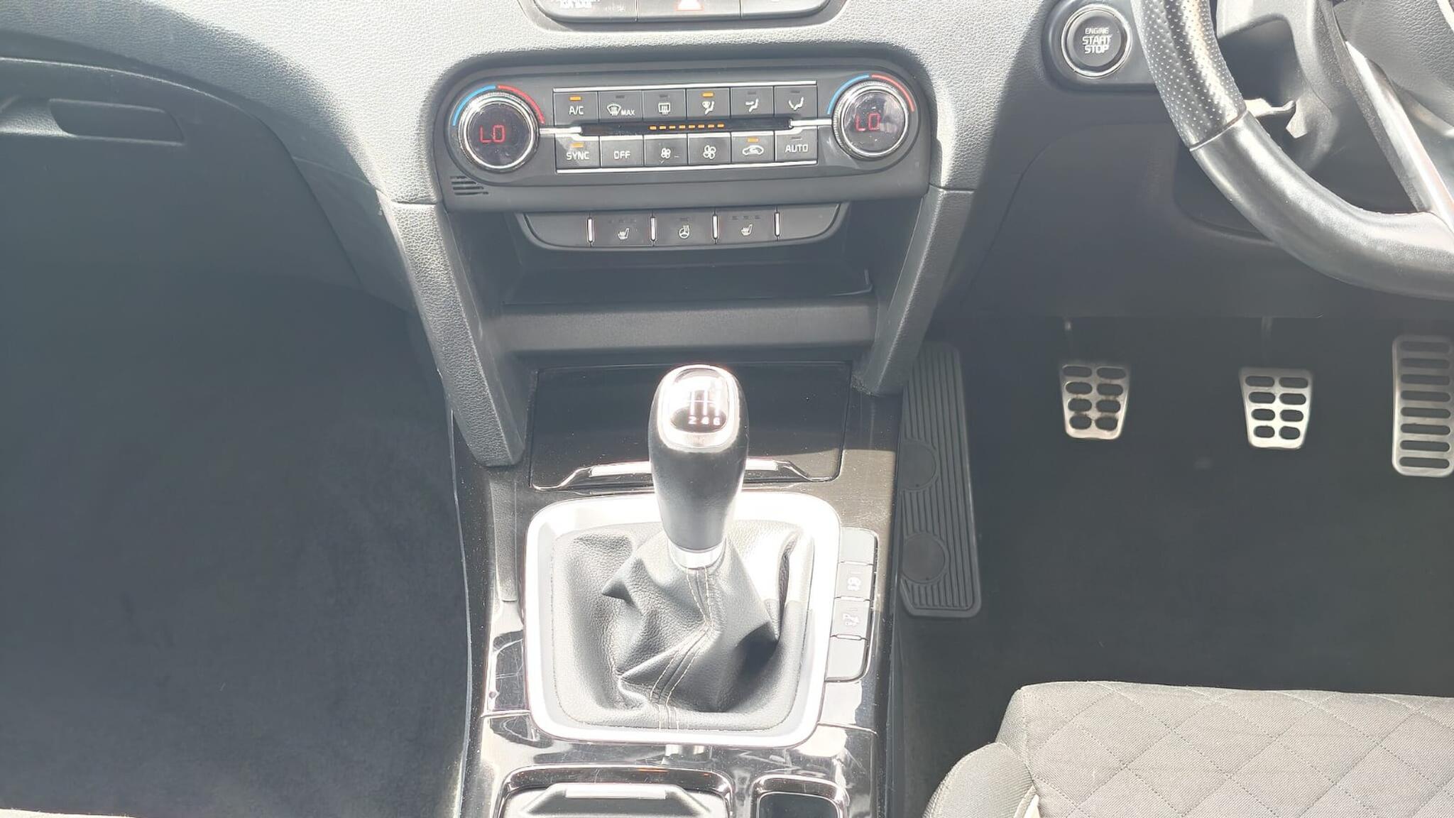 Kia Proceed view 18