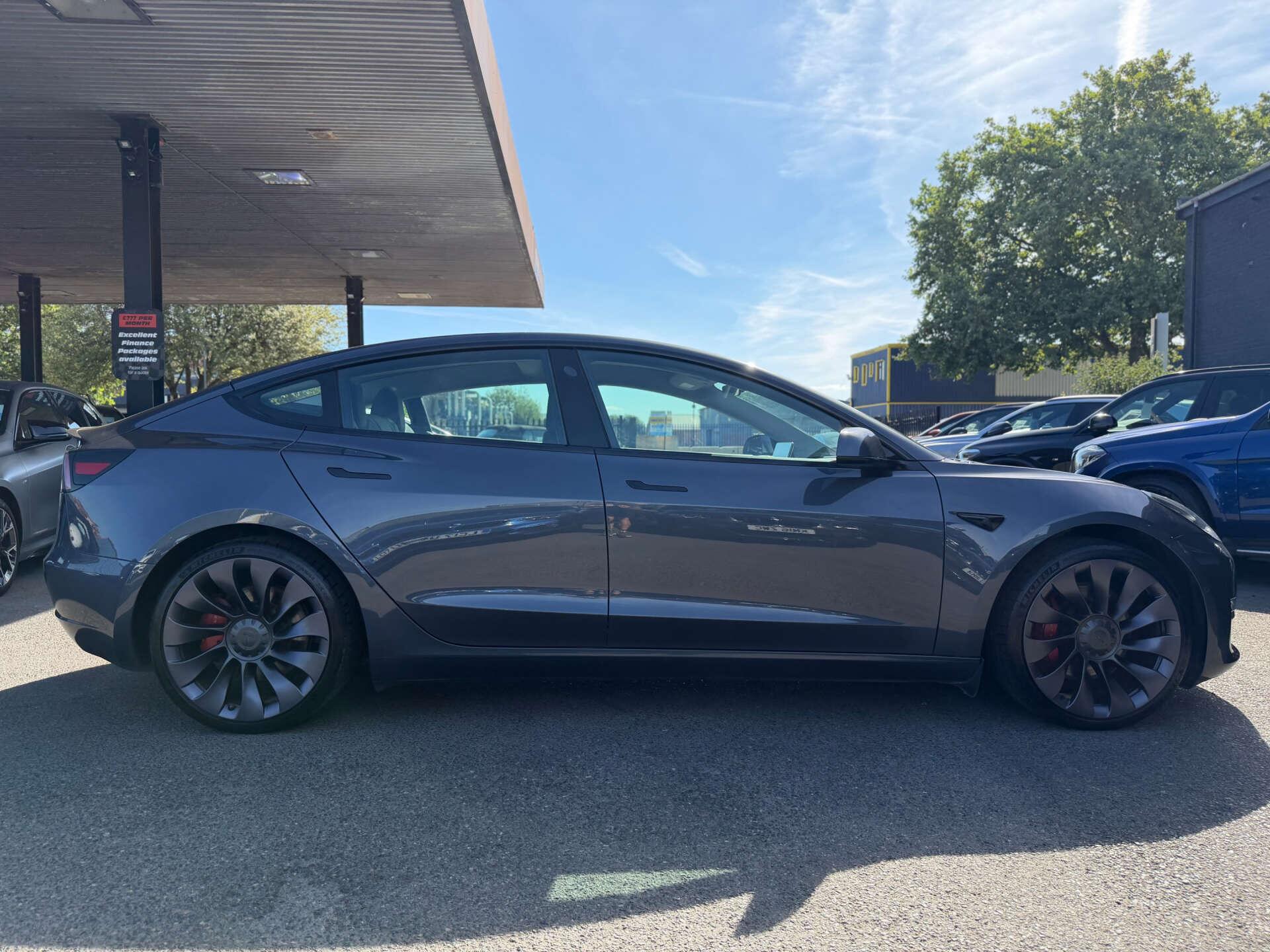Tesla Model 3 view 9