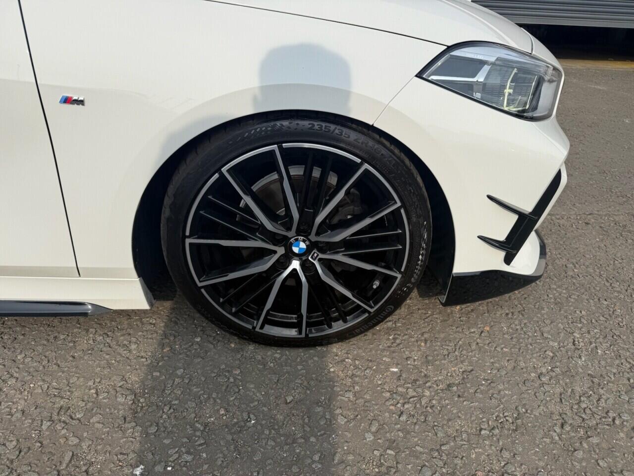 BMW 1 Series view 31