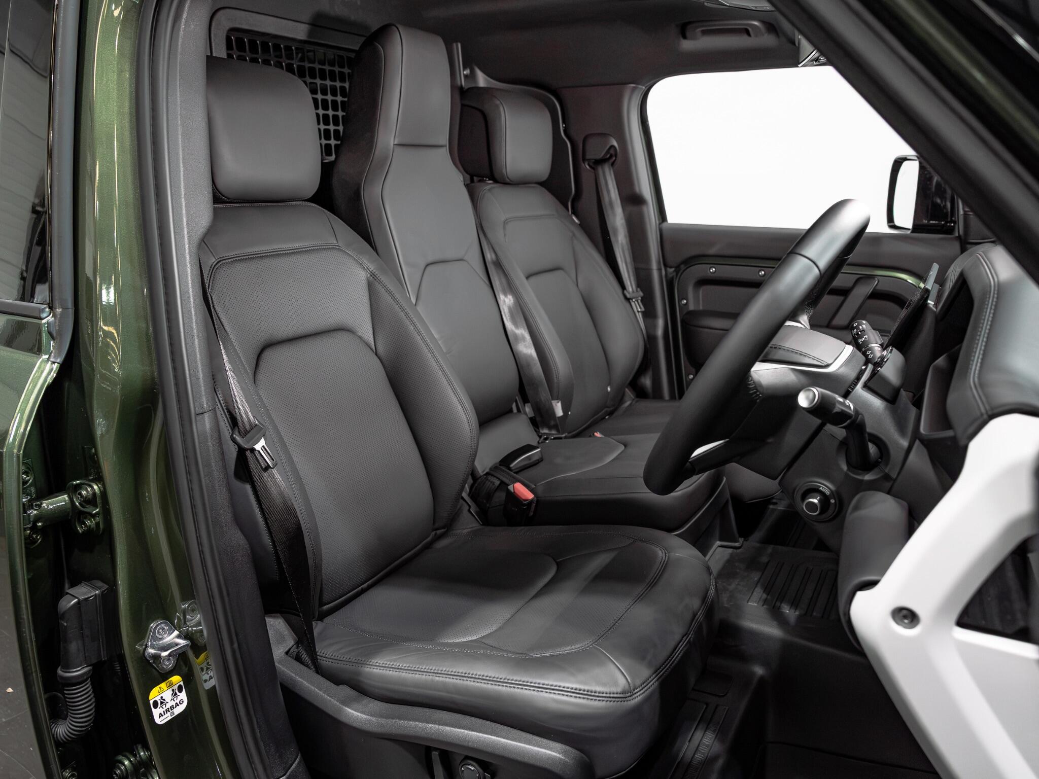 Land Rover Defender 110 view 3