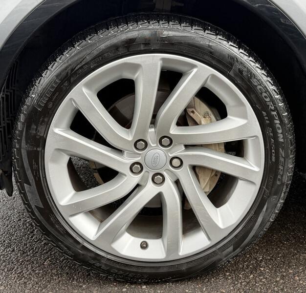Land Rover Discovery 3 view 22