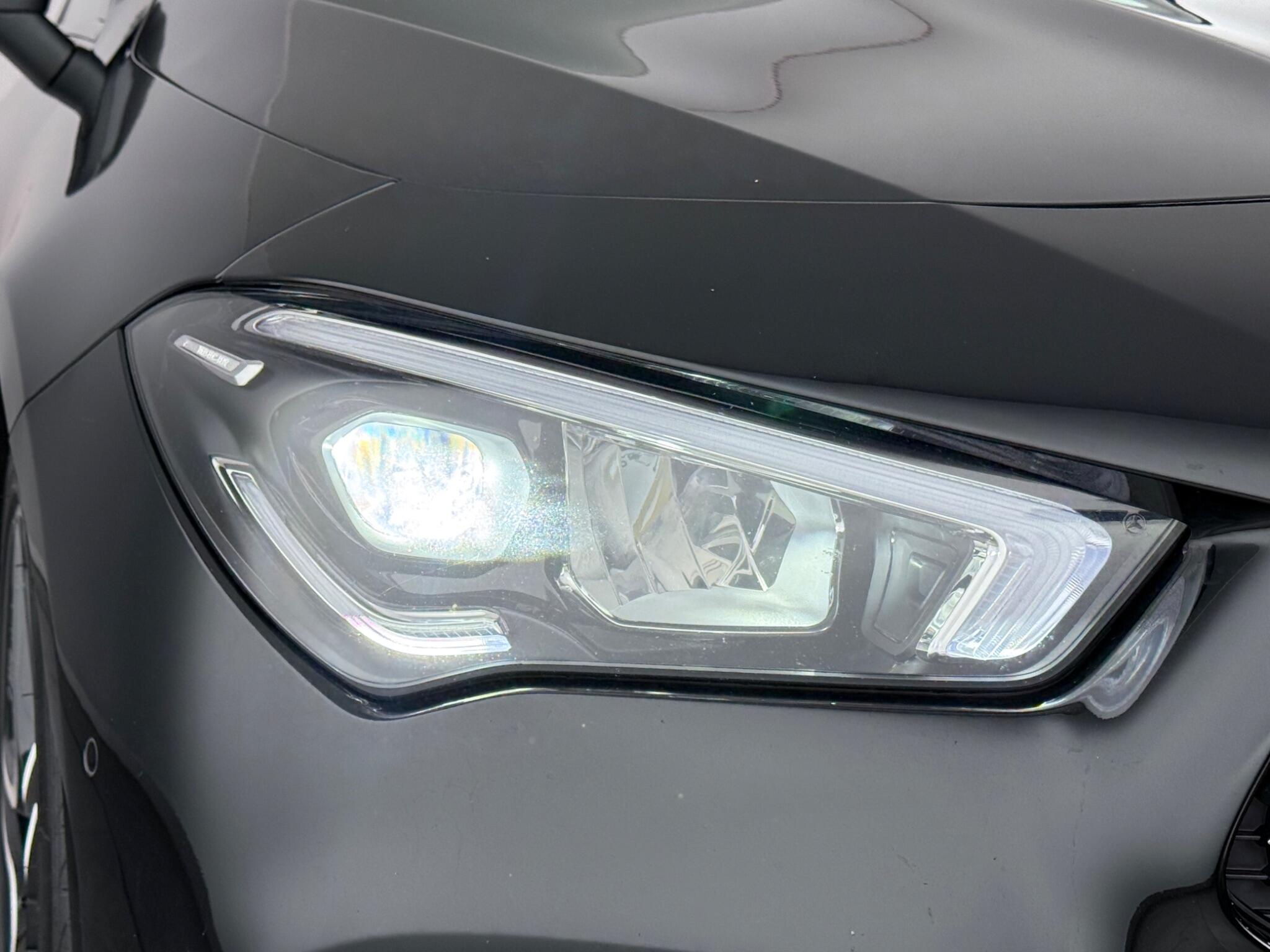 Mercedes-Benz Cla view 4