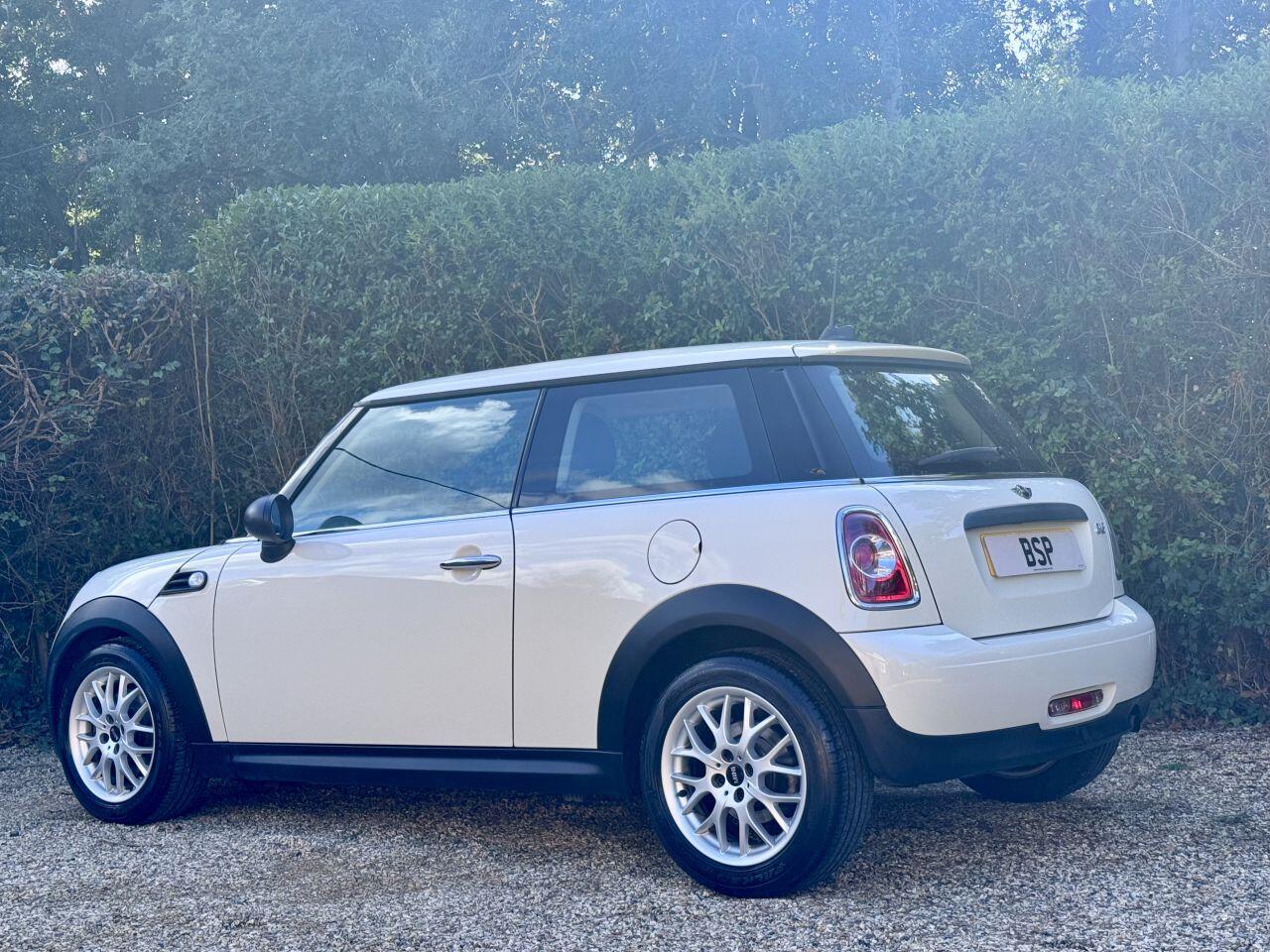 MINI Hatch view 2