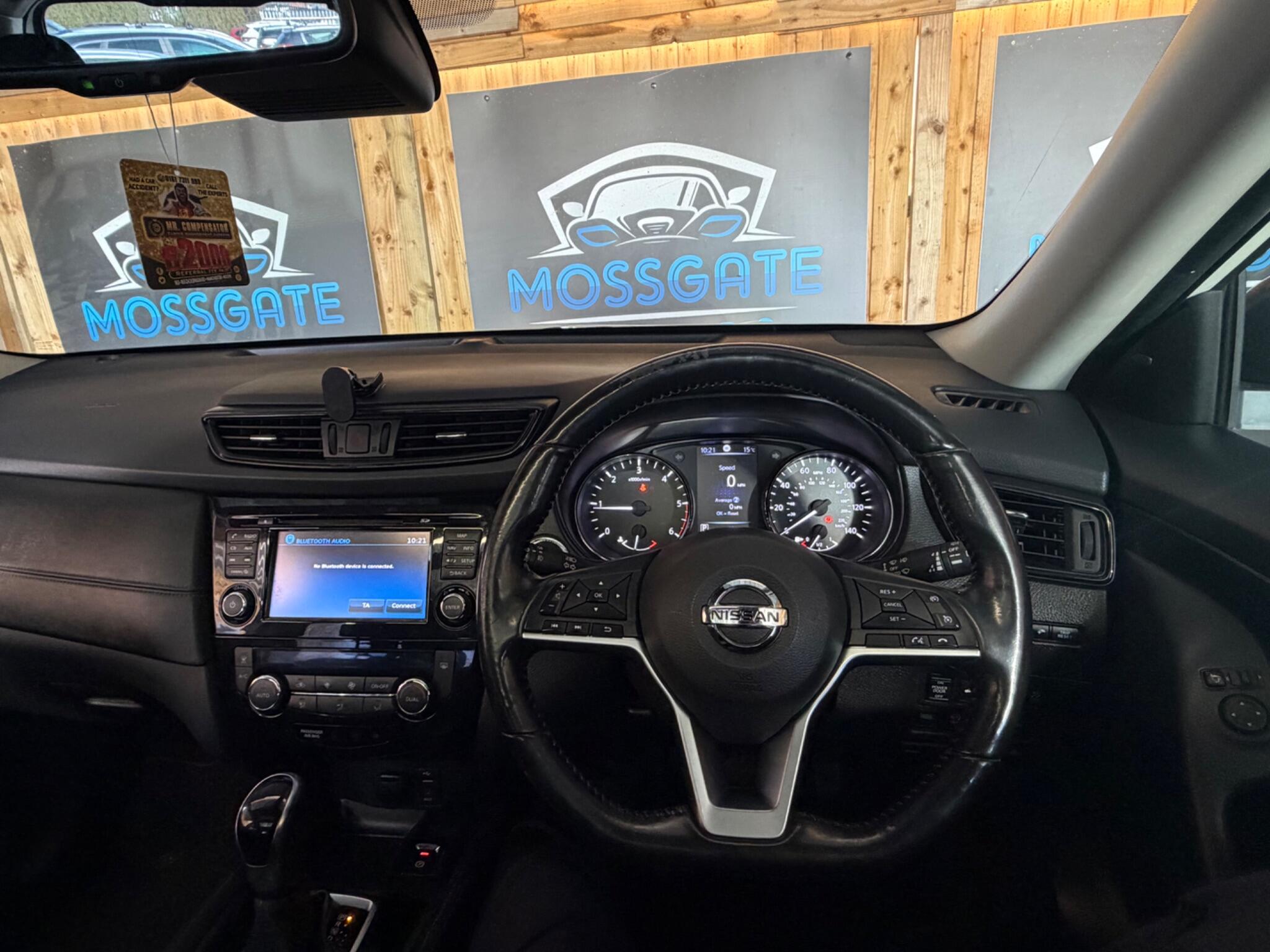 Nissan X-Trail view 13