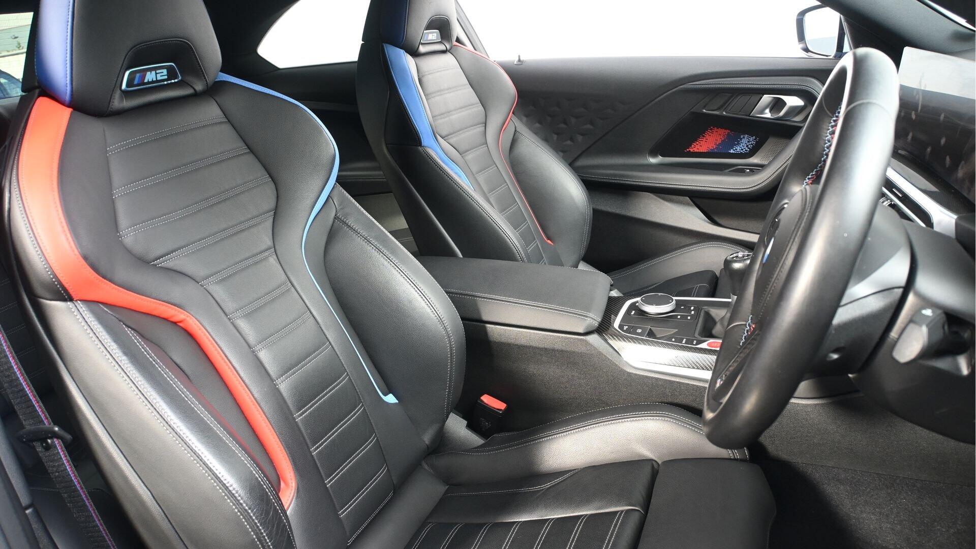 BMW M2 view 11