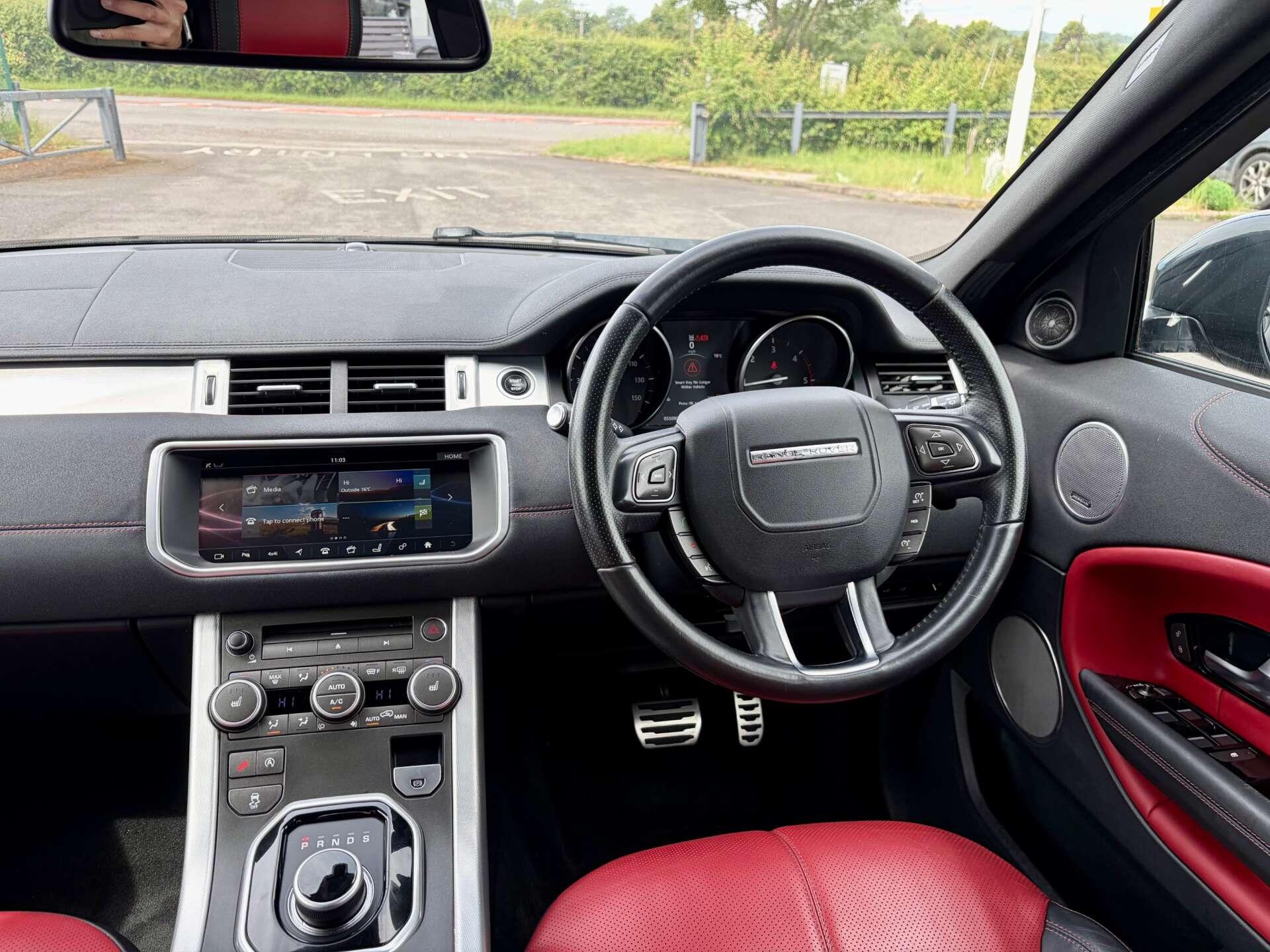 Land Rover Range Rover Evoque view 2