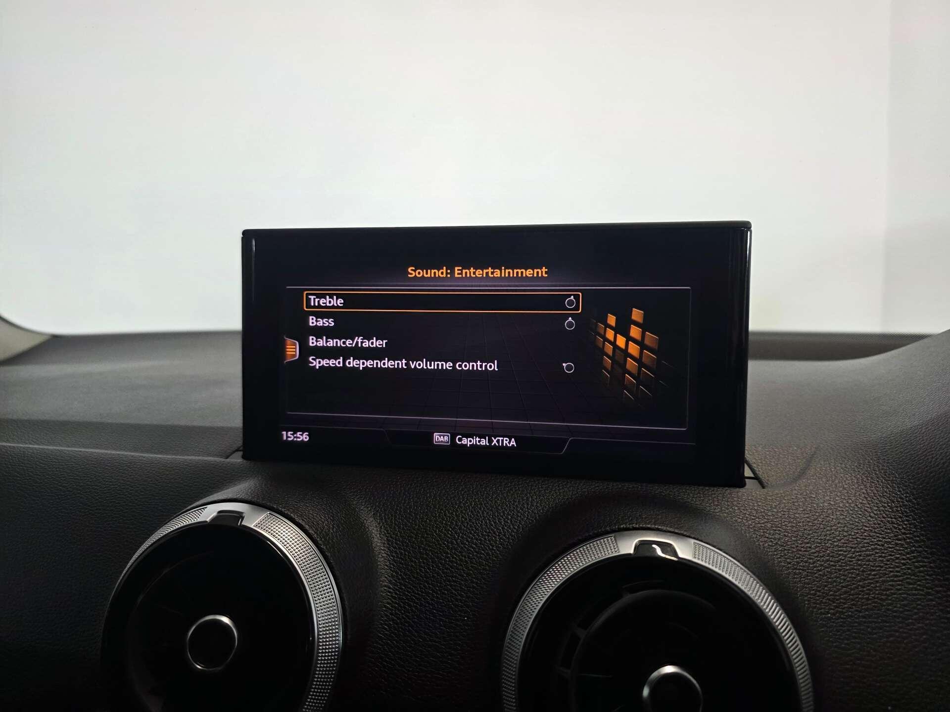 Audi Q2 view 29