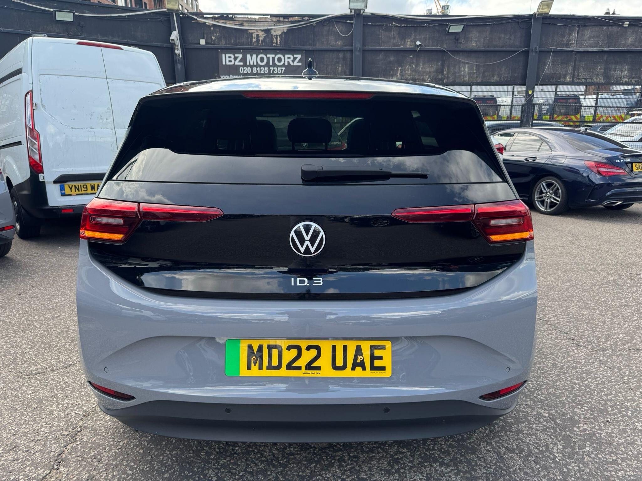 Volkswagen Id.3 view 28