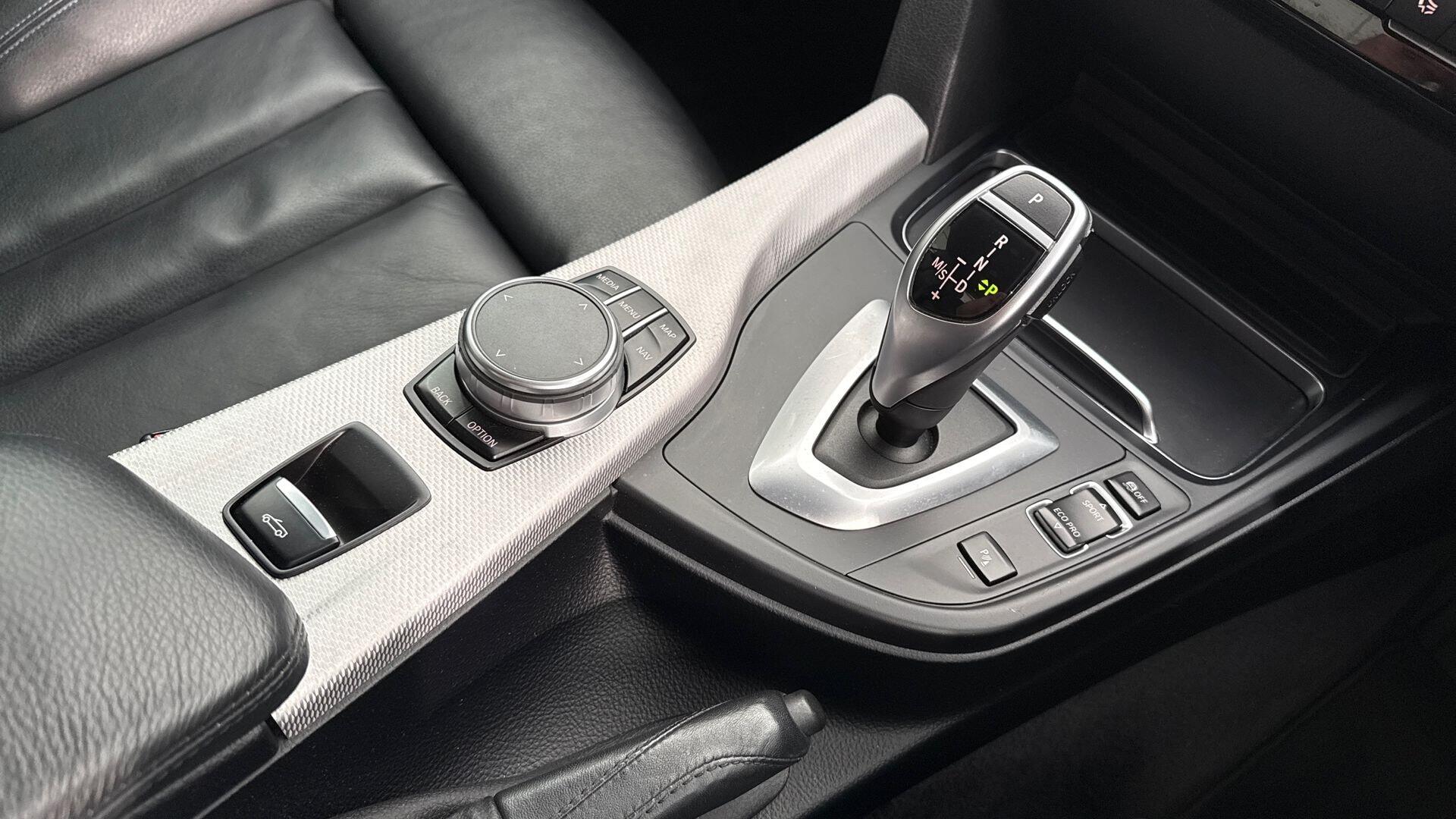 BMW 4 Series view 13