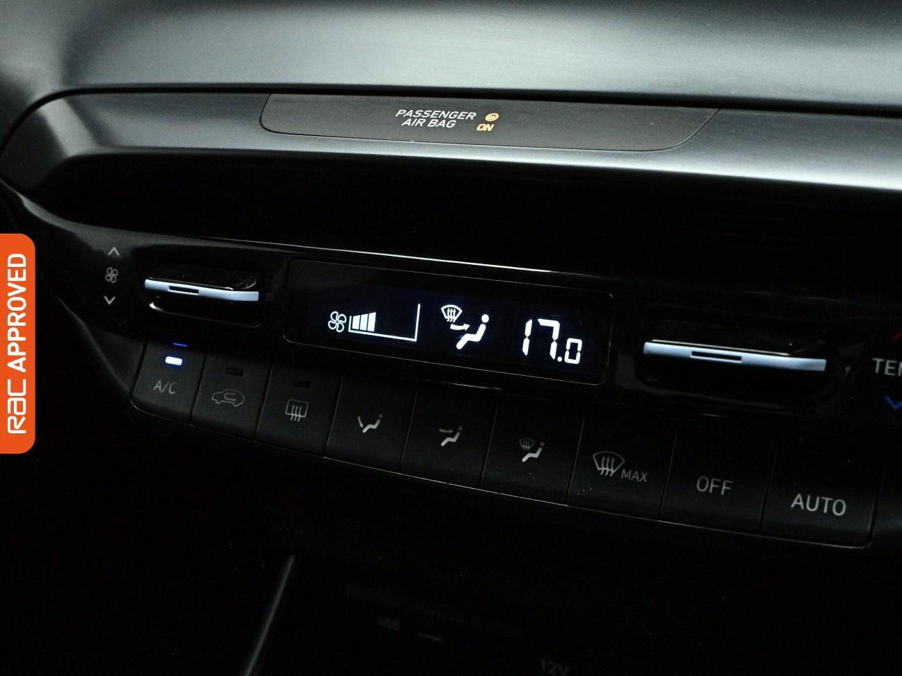 Hyundai i20 view 16