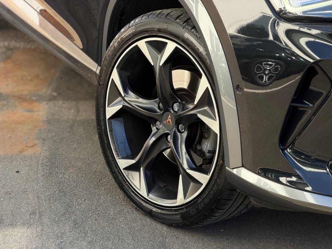 Cupra Formentor view 60