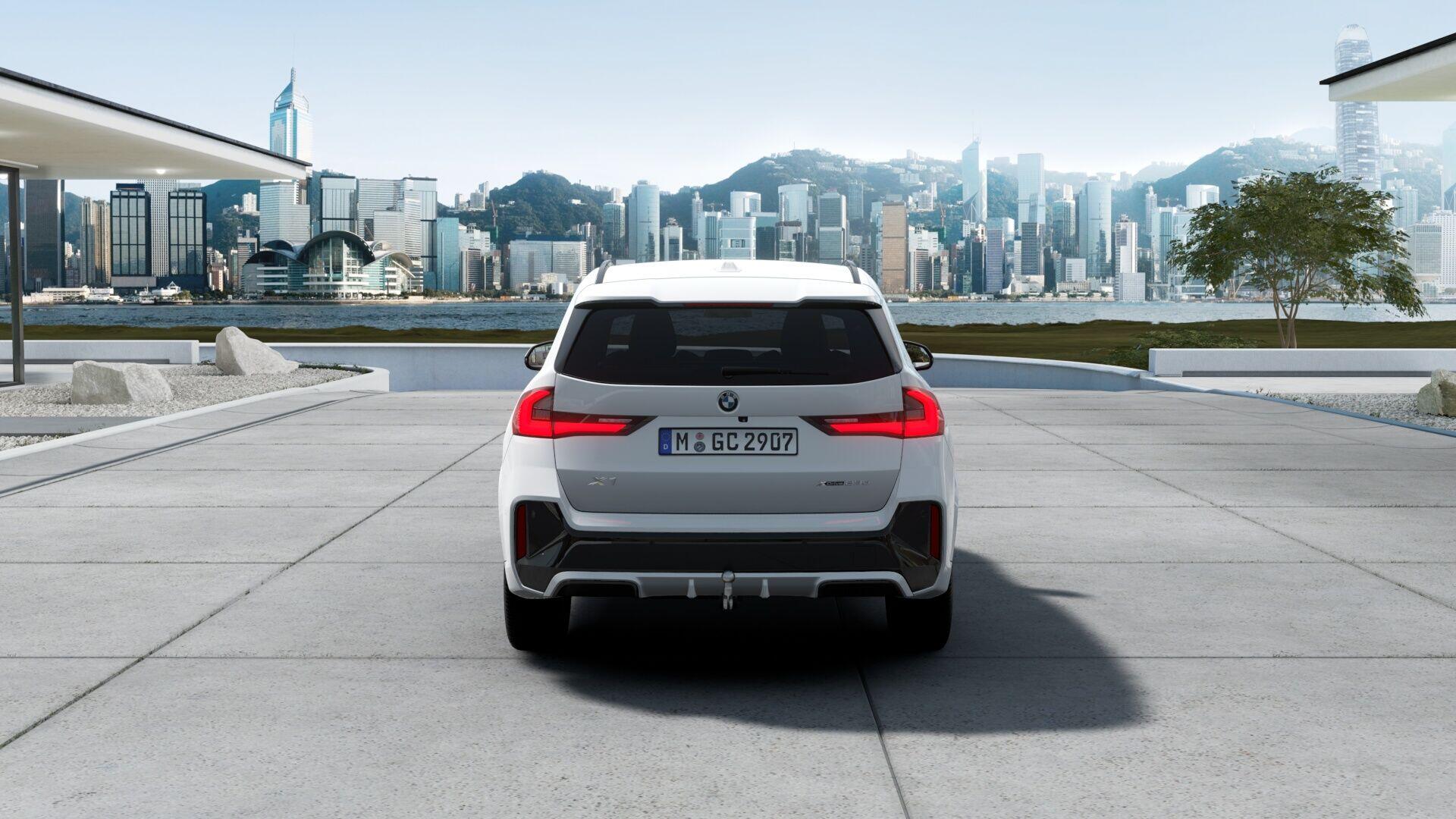 BMW X1 view 5