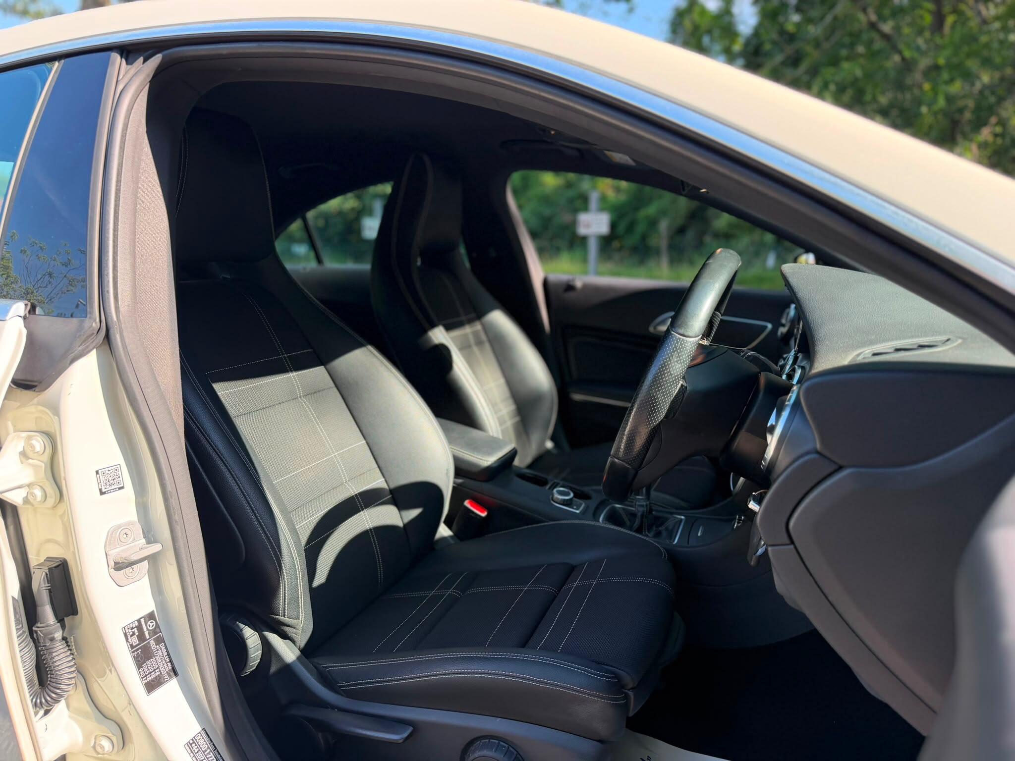 Mercedes-Benz CLA view 12