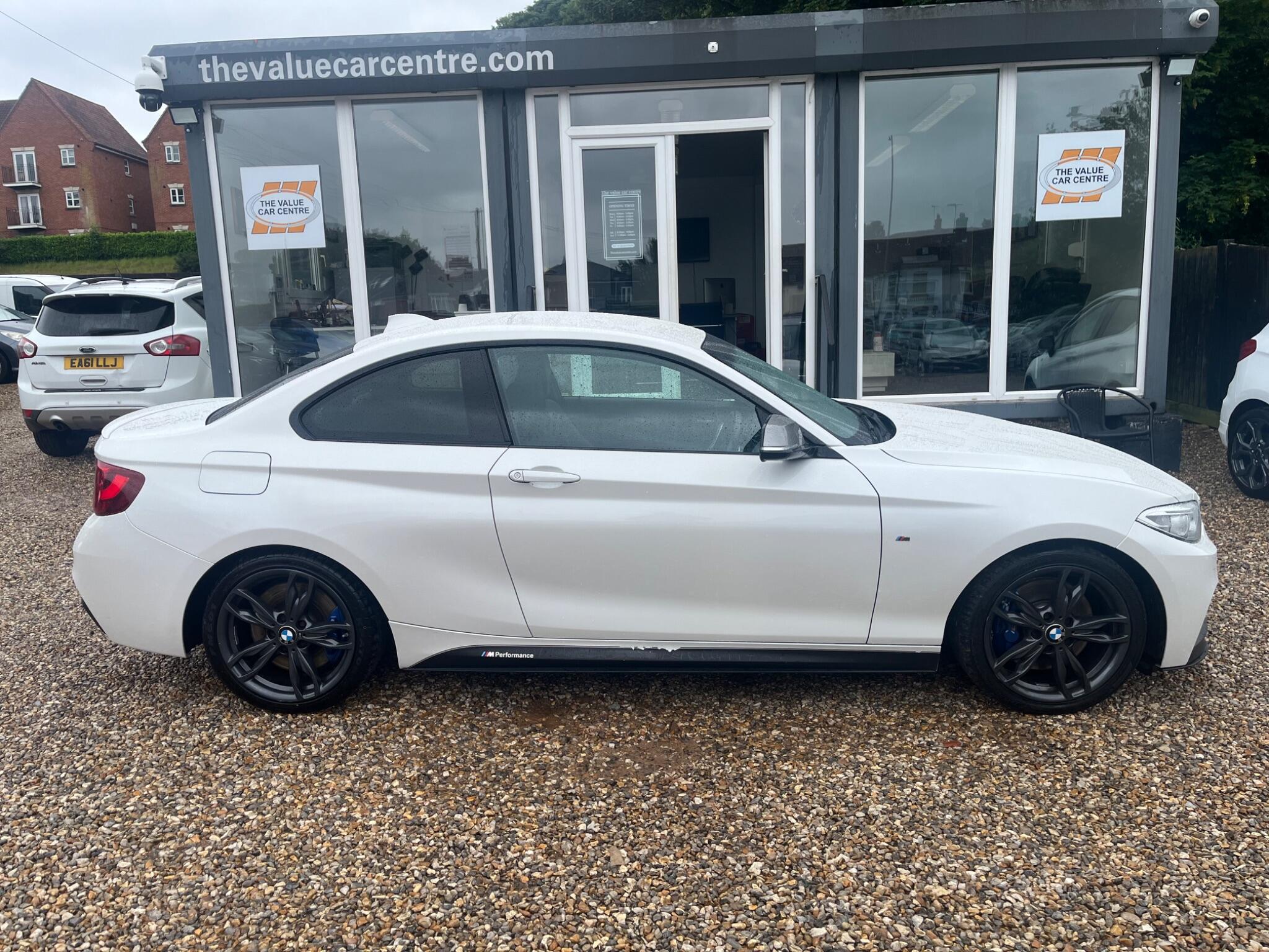 BMW 2 Series view 3