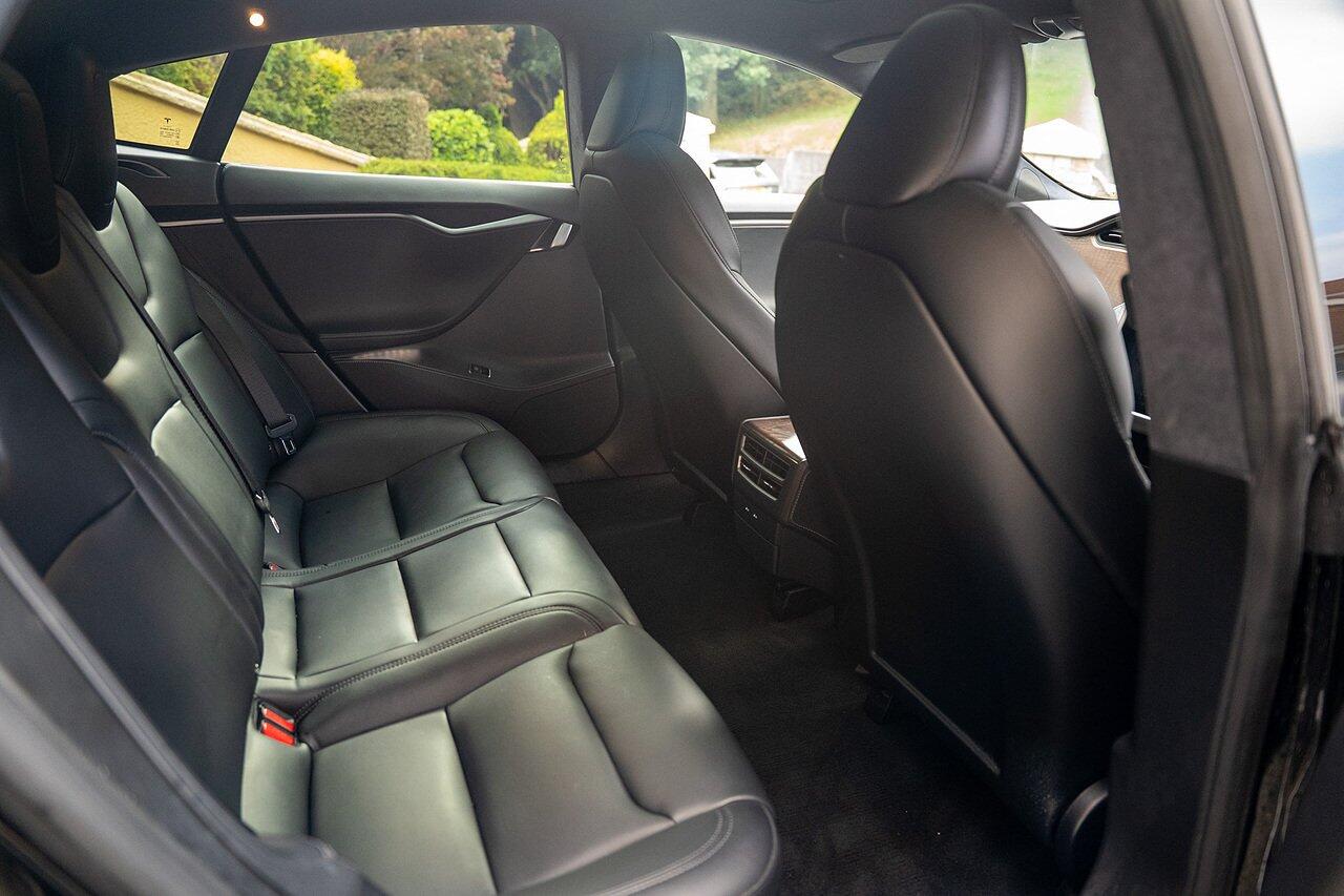 Tesla Model S view 43