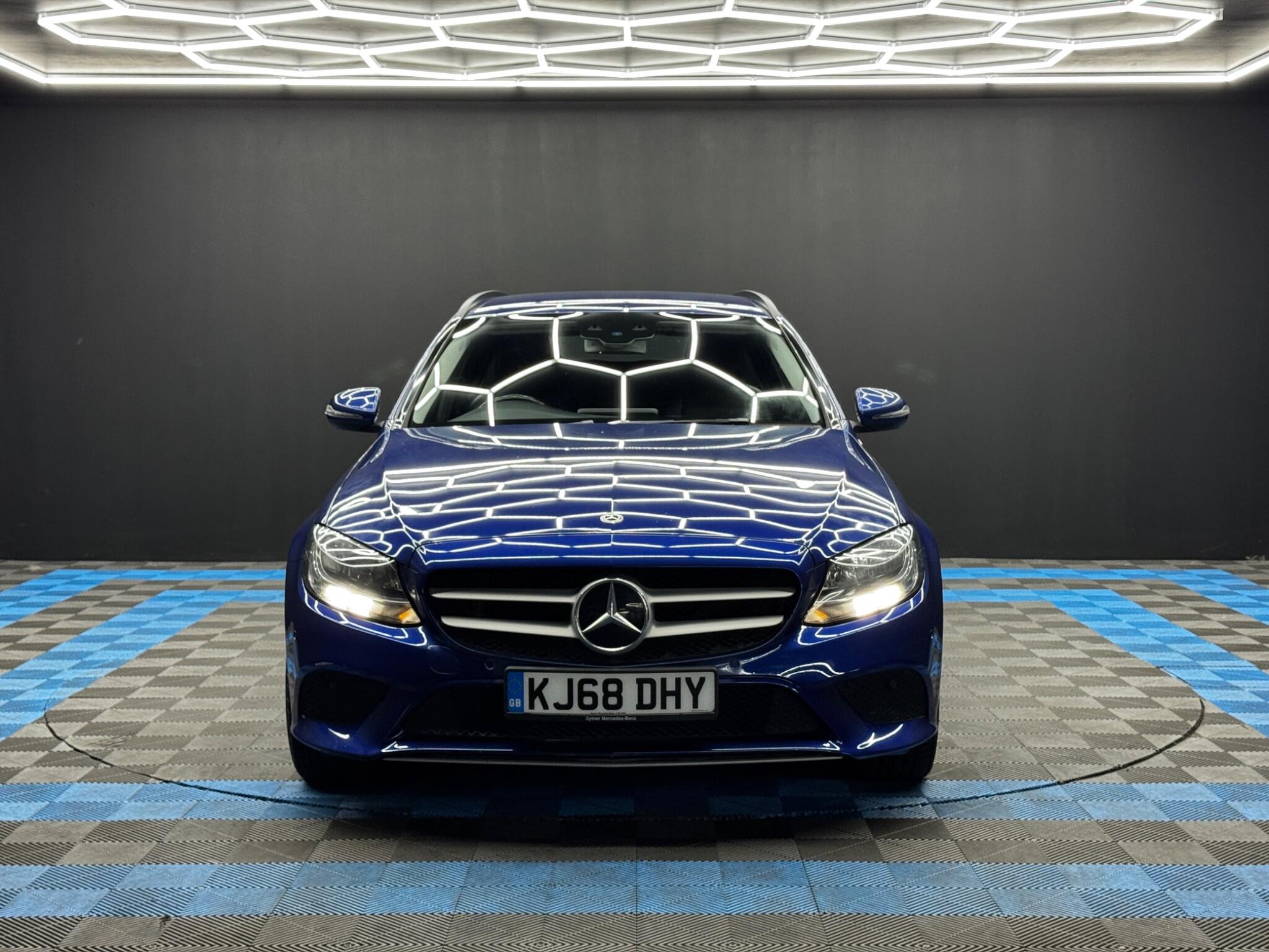 Mercedes-Benz C-Class view 2