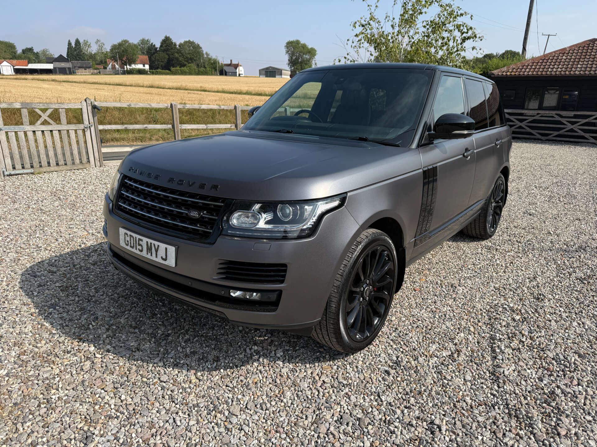 Land Rover Range Rover view 2