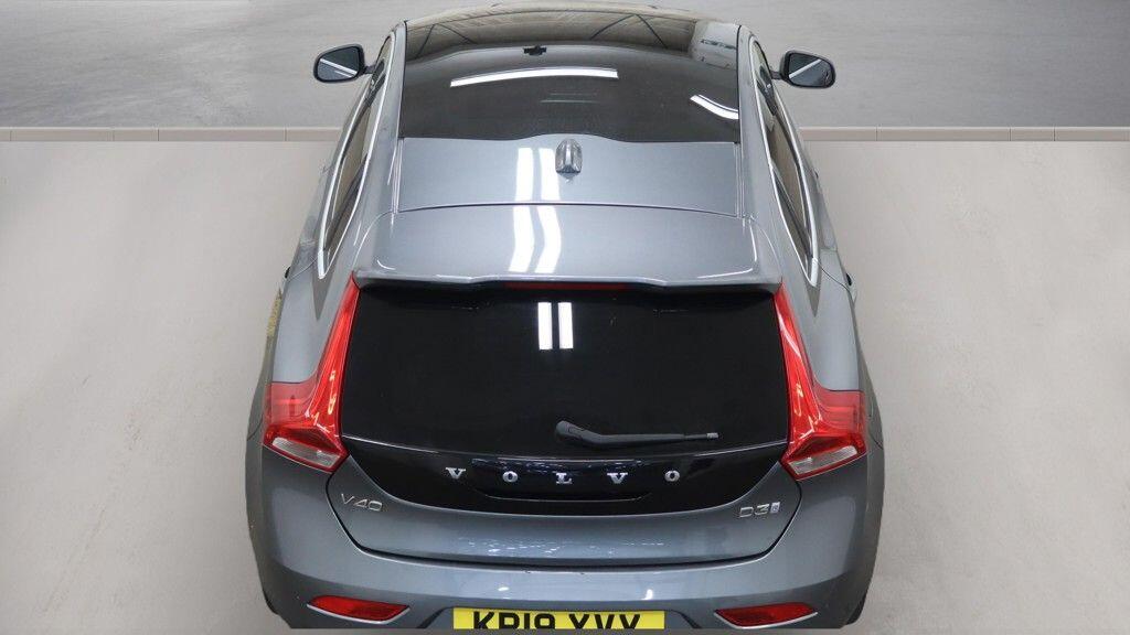 Volvo V40 view 12