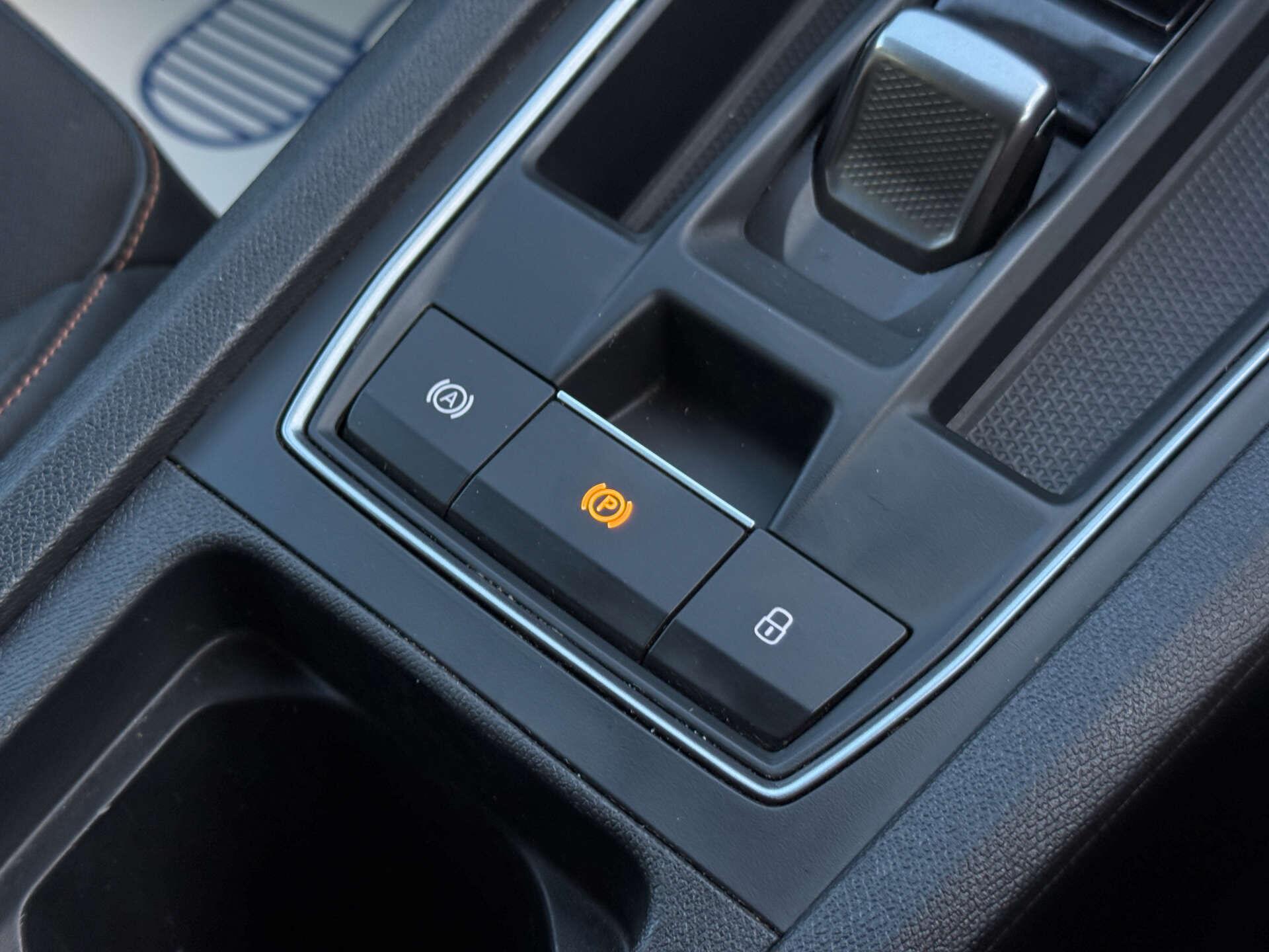Cupra Leon view 58