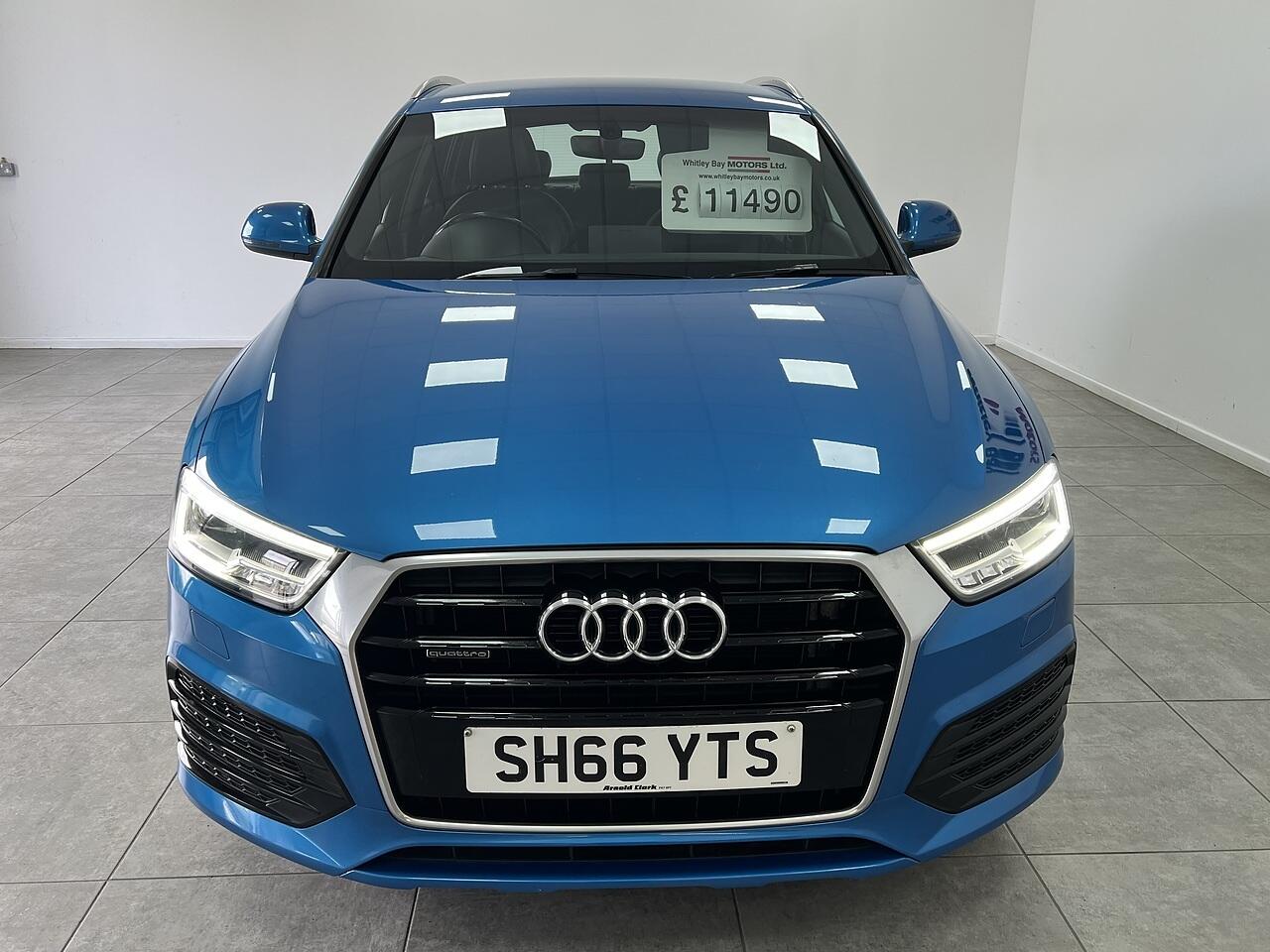 Audi Q3 view 7