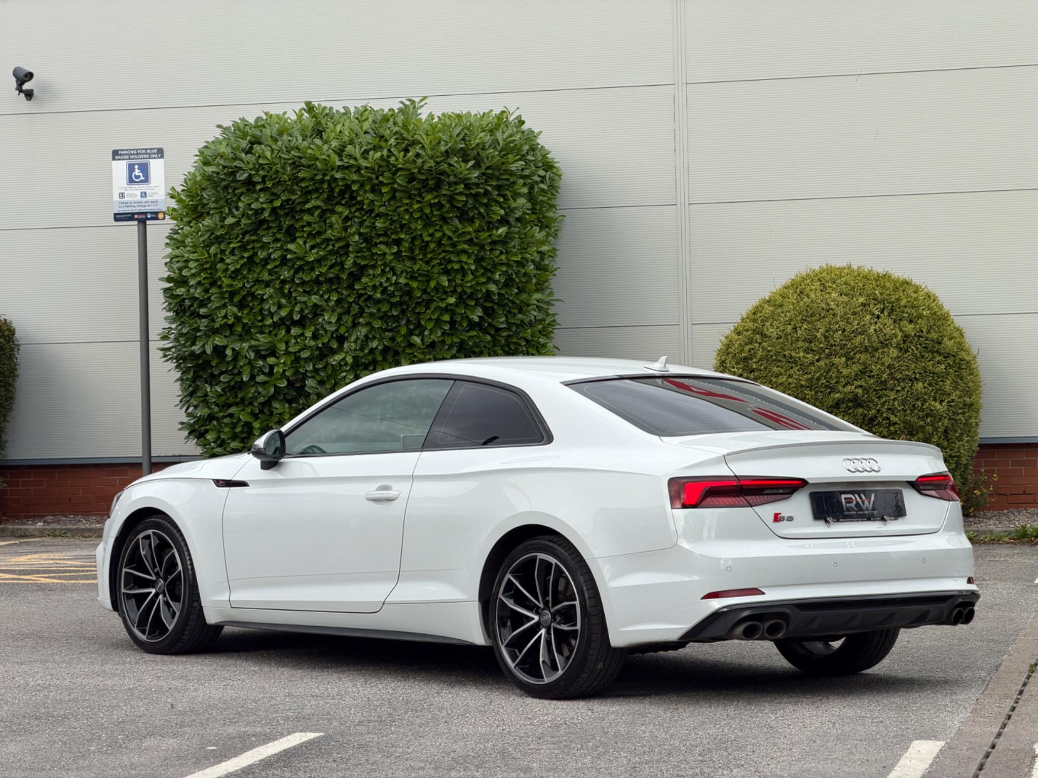 Audi S5 view 65