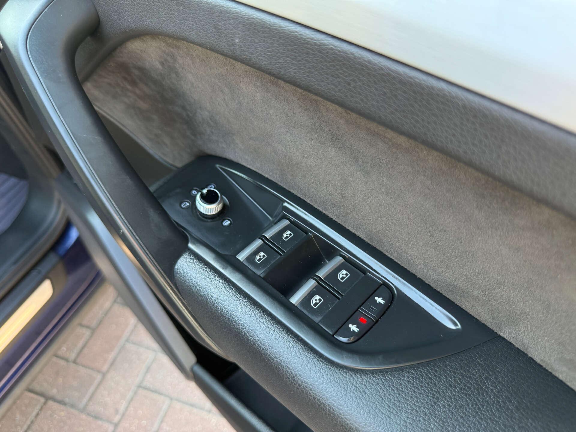 Audi Q5 view 34
