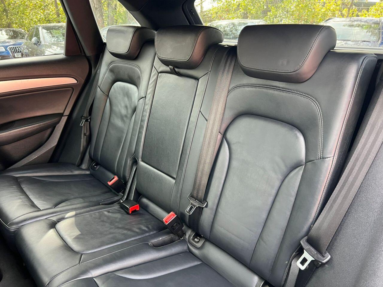 Audi Q5 view 21