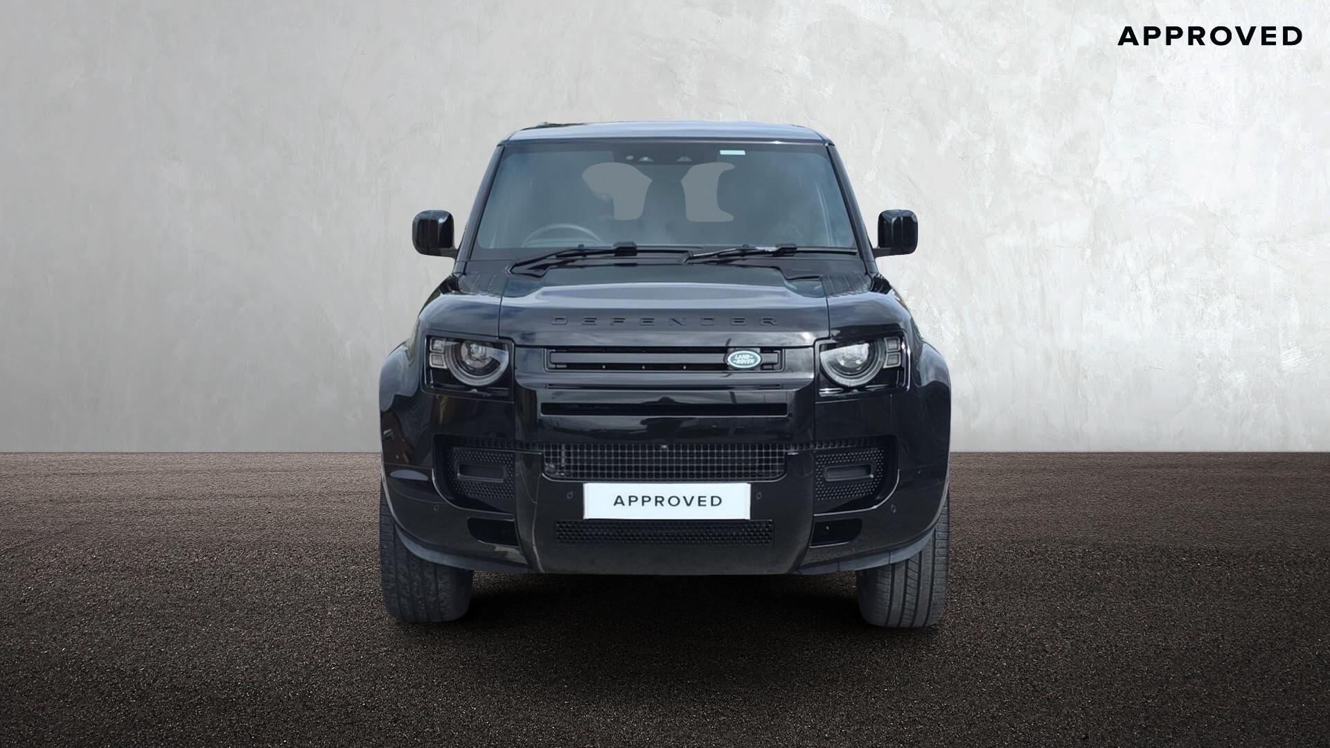 Land Rover Defender view 7