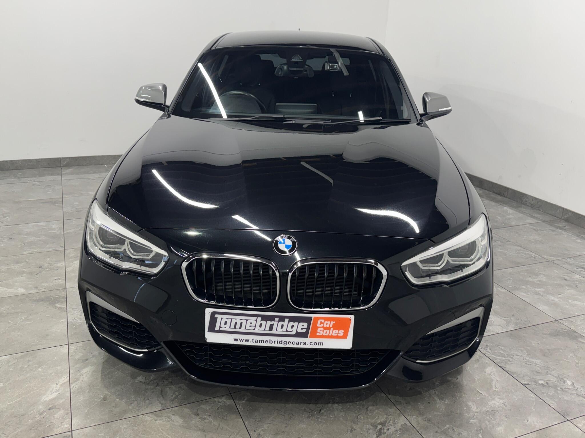 BMW 1 Series view 3