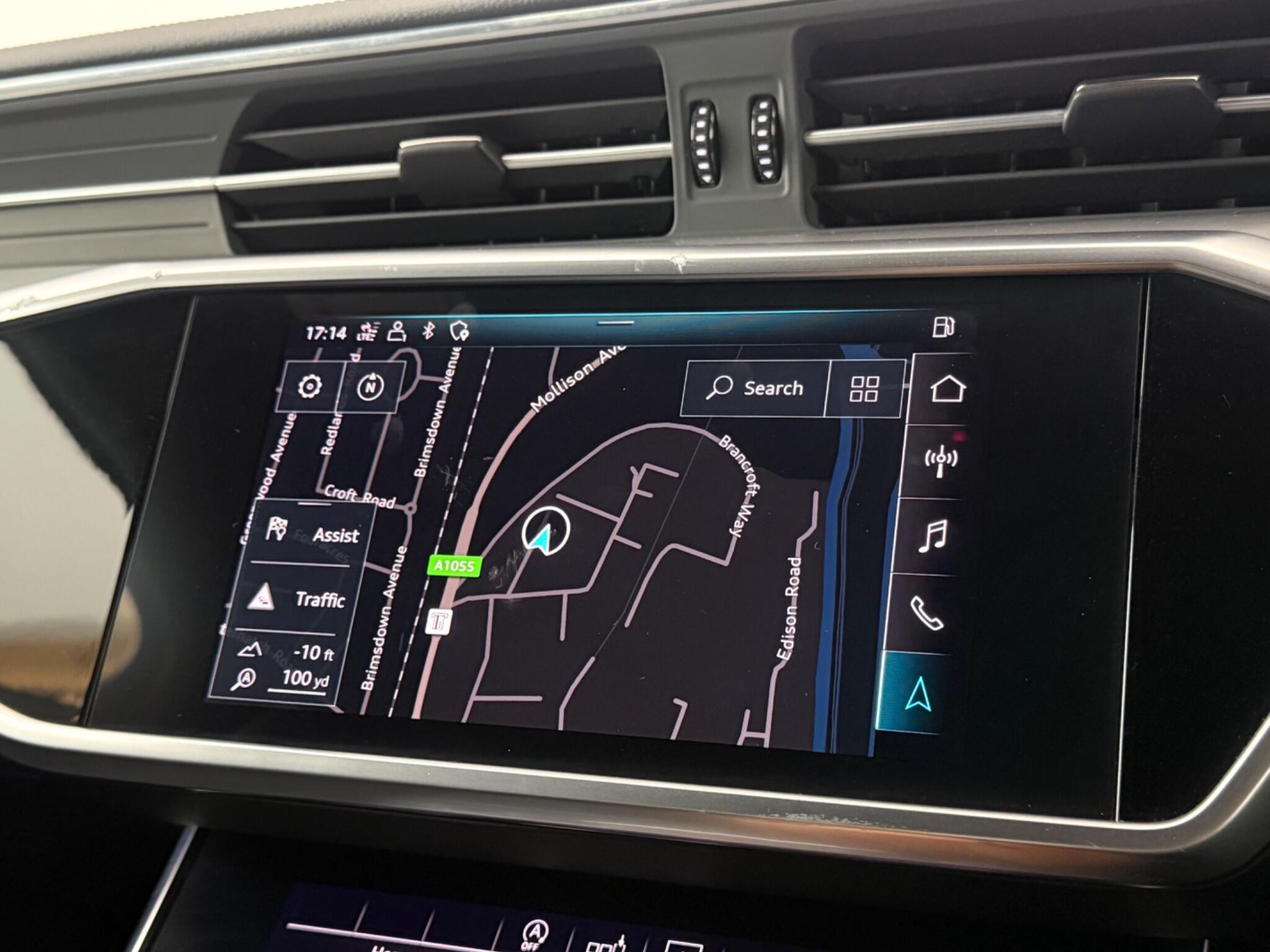 Audi A6 view 17