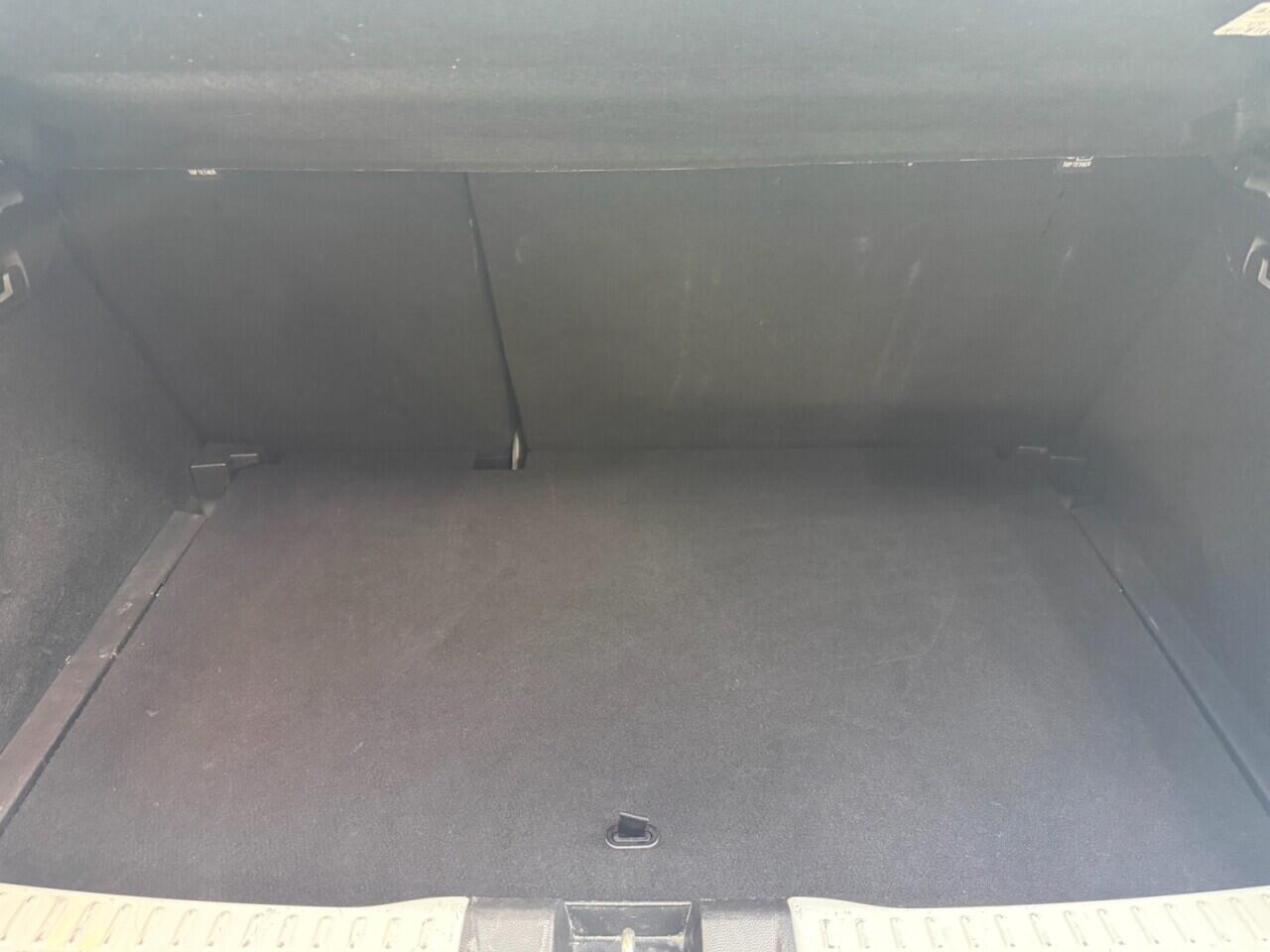 Dacia Sandero view 38