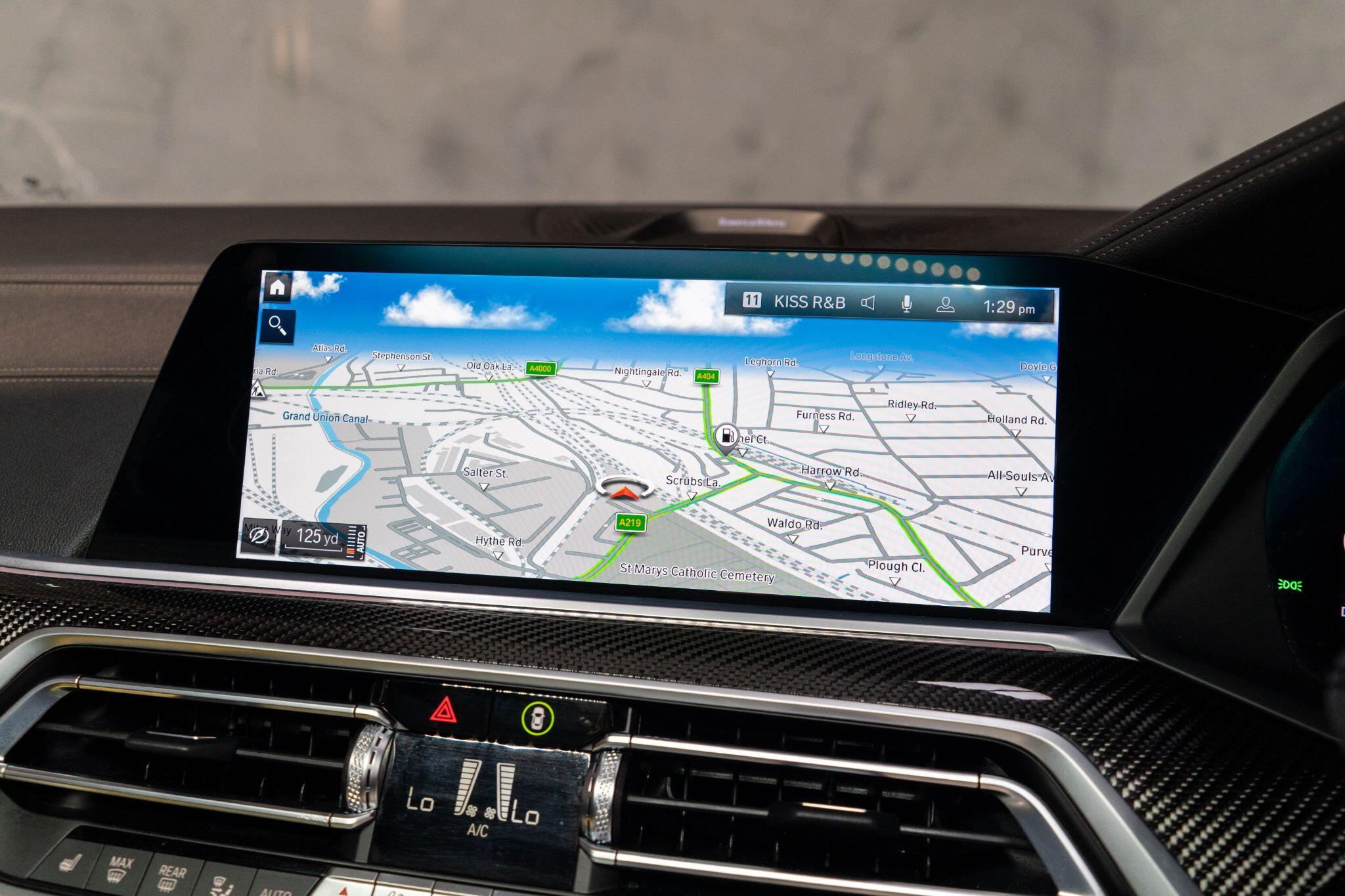 BMW X5 view 19