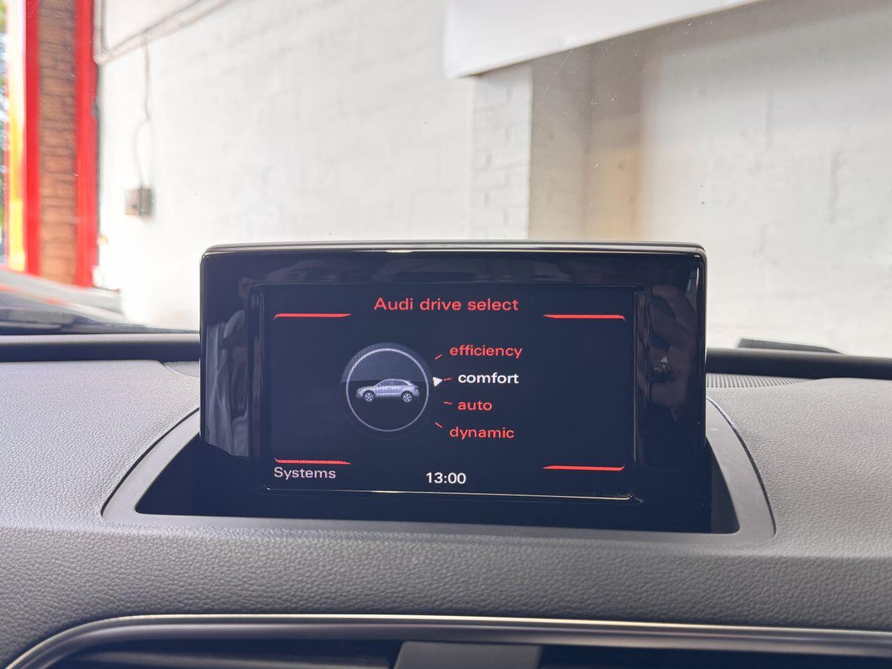 Audi Q3 view 47