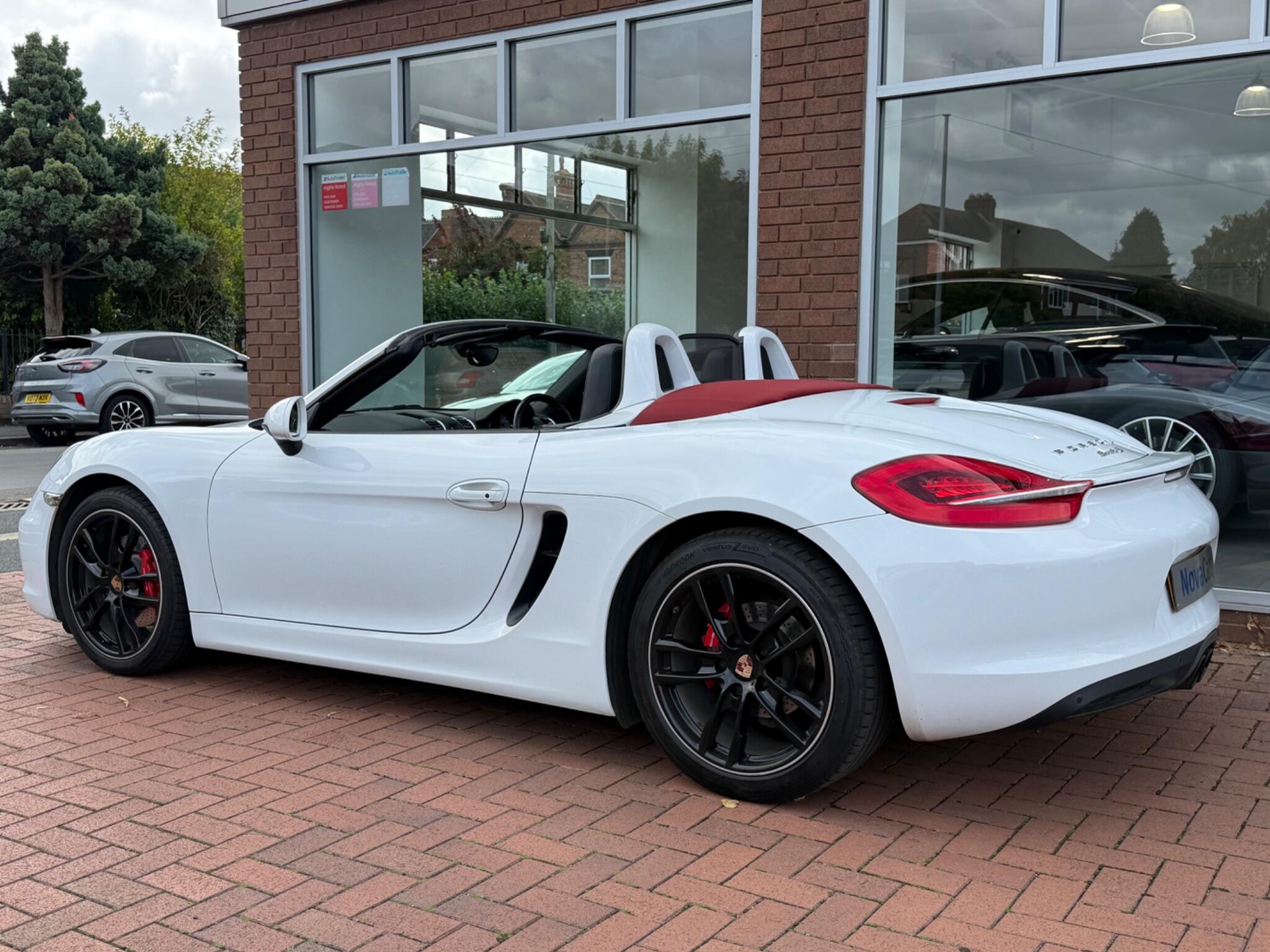 Porsche Boxster view 14