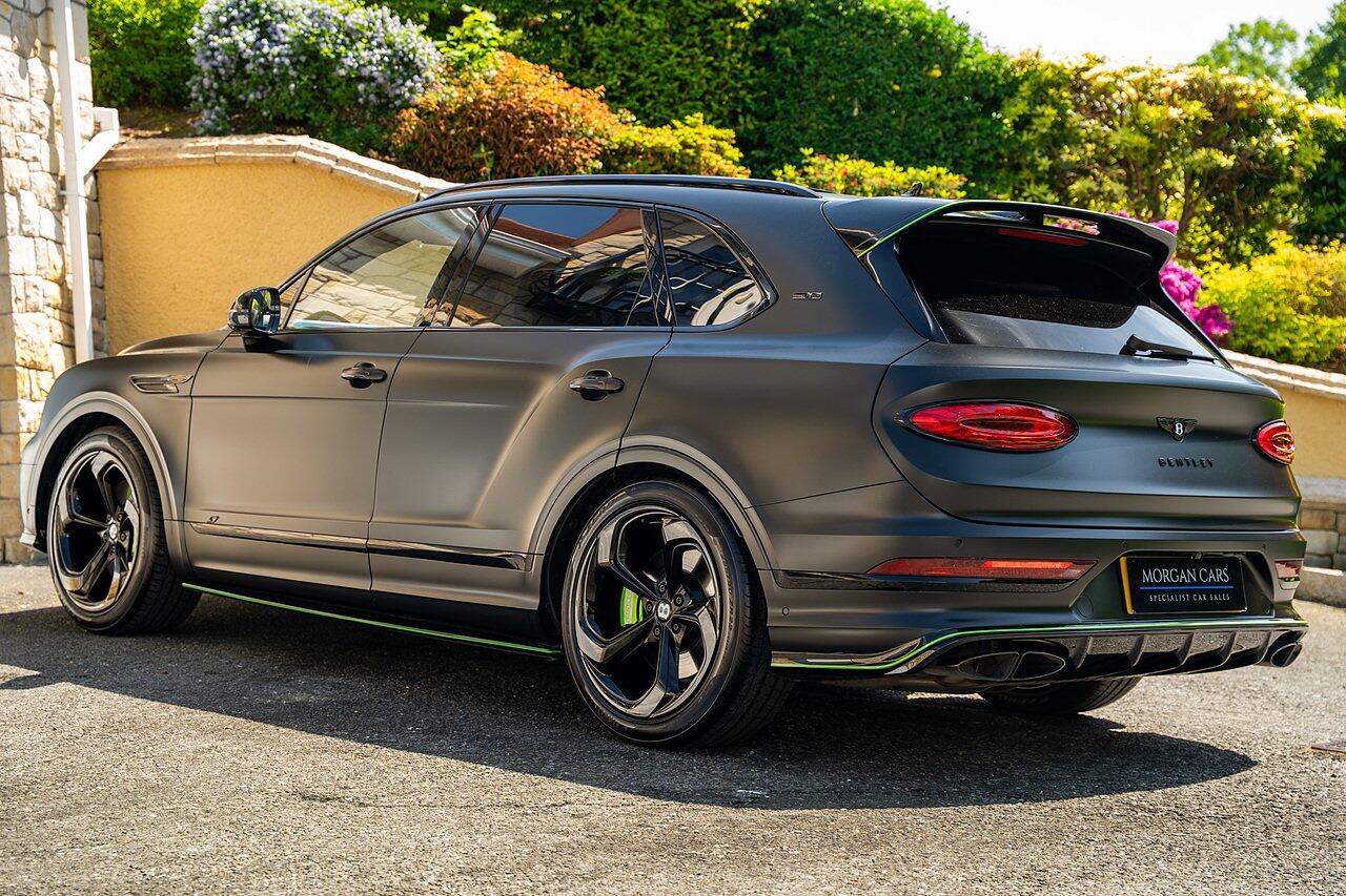 Bentley Bentayga view 11