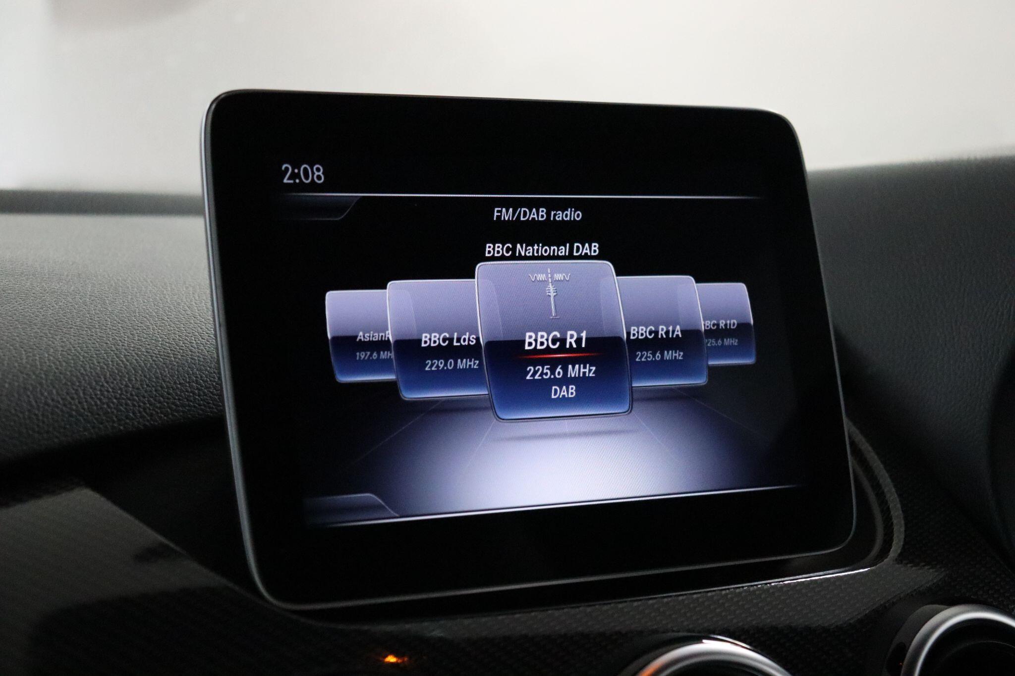 Mercedes-Benz B Class view 40
