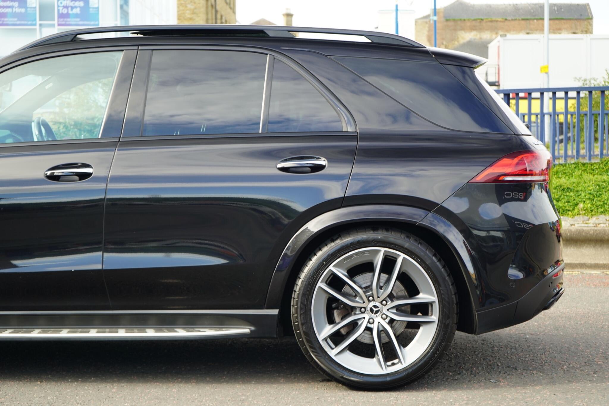 Mercedes-Benz Gle view 11